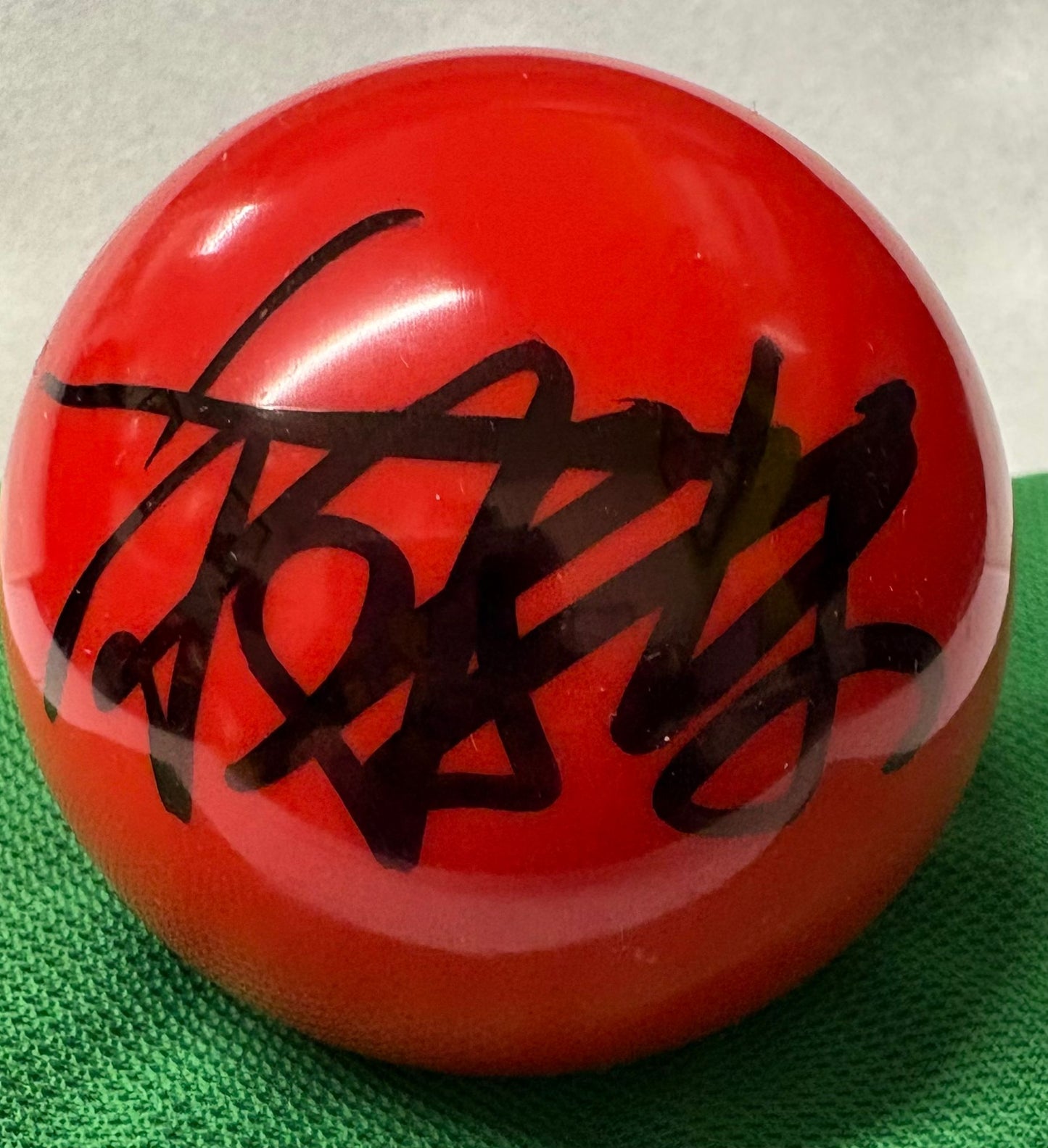Chinese Snooker Player Xiao Guodong Signed RED Snooker Ball + Cert