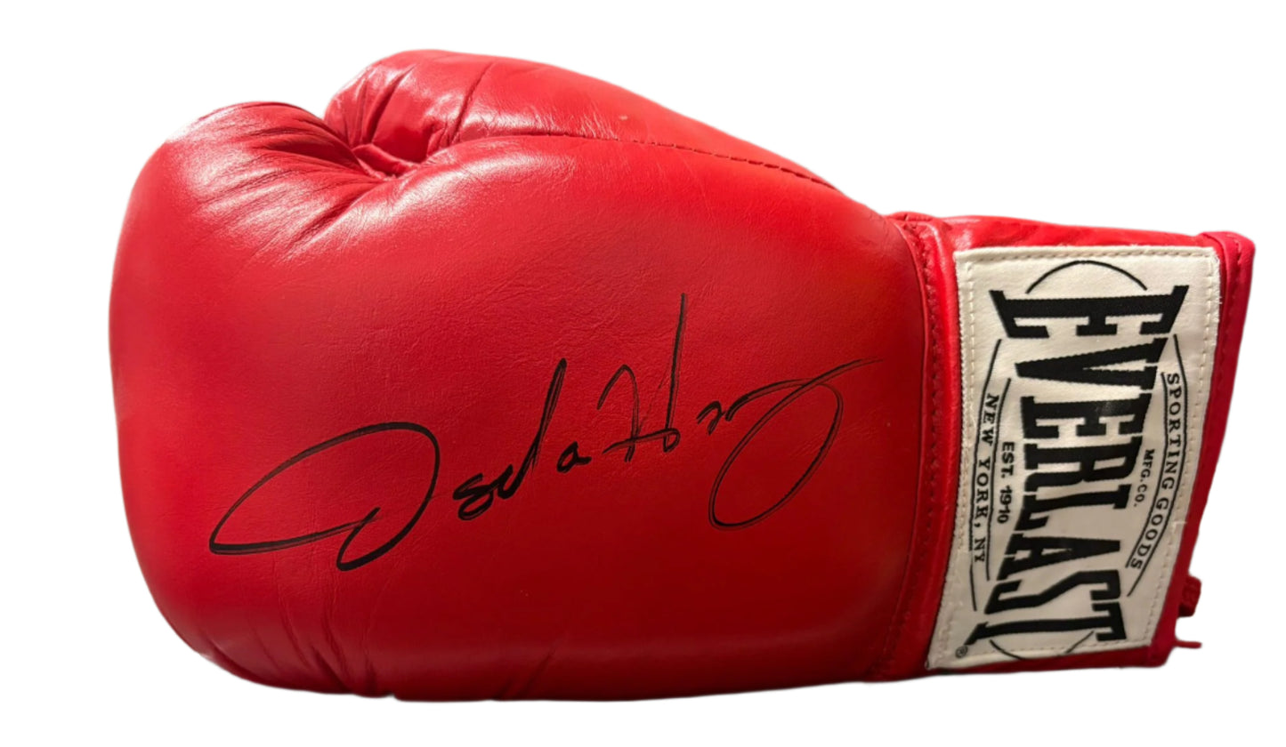 Oscar De Lay Hoya 'The Golden Boy' Signed Red Everlast Boxing Glove + Cert