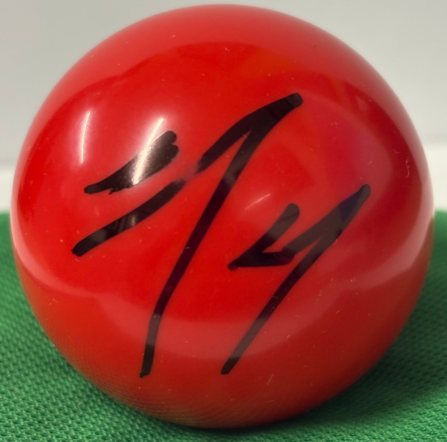 Chinese Snooker Player Si Jiahui Signed Red Snooker Ball + COA
