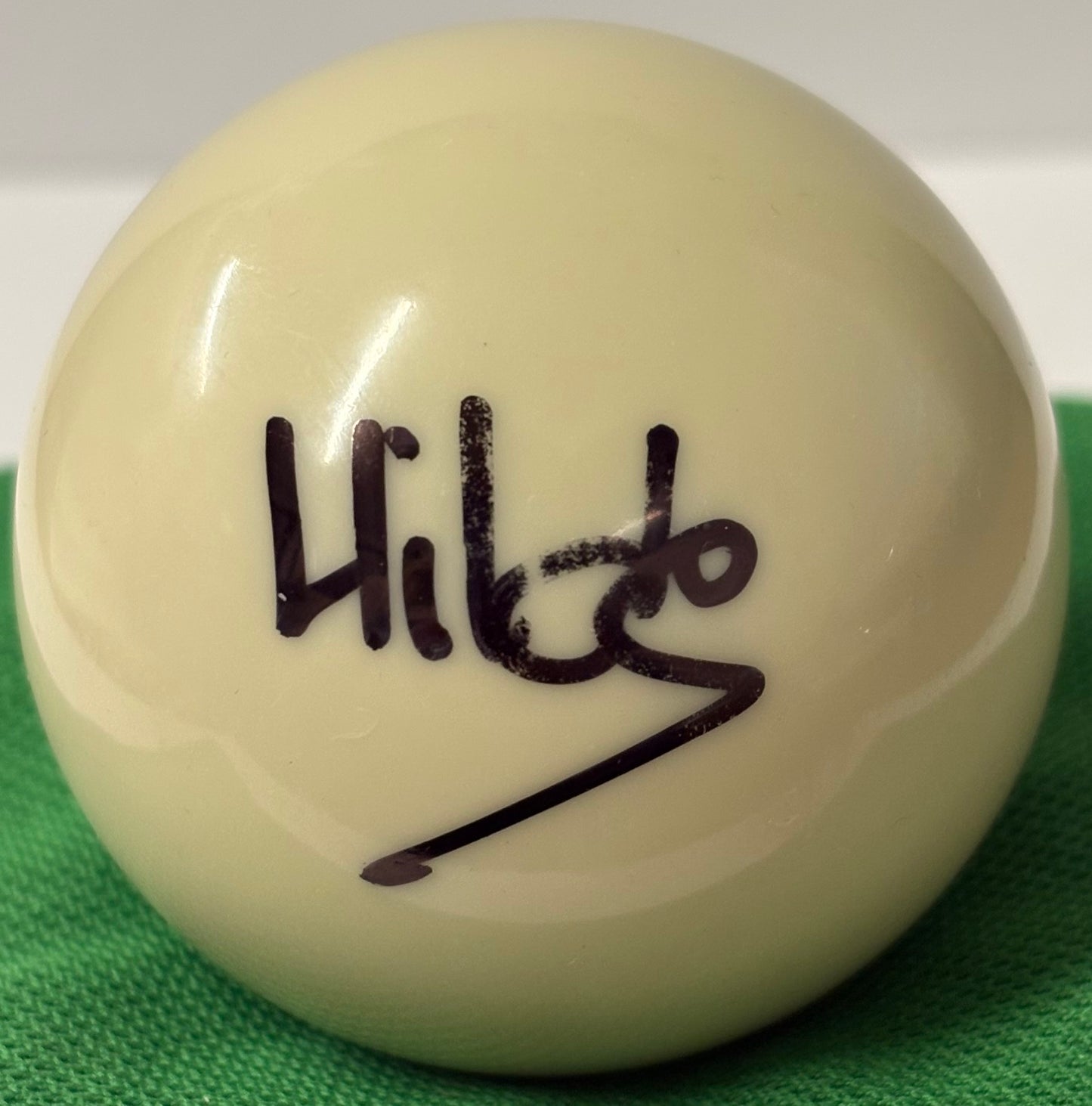 Snooker Referee Hilde Moens Signed White Full Size Snooker Ball + Cert