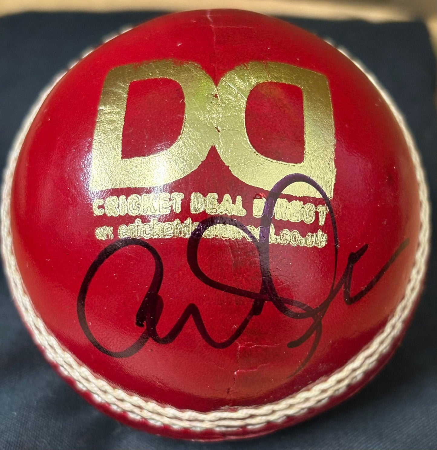 New Zealand Cricket Legend Tim Southee Signed Red Cricket Ball + Dealer COA