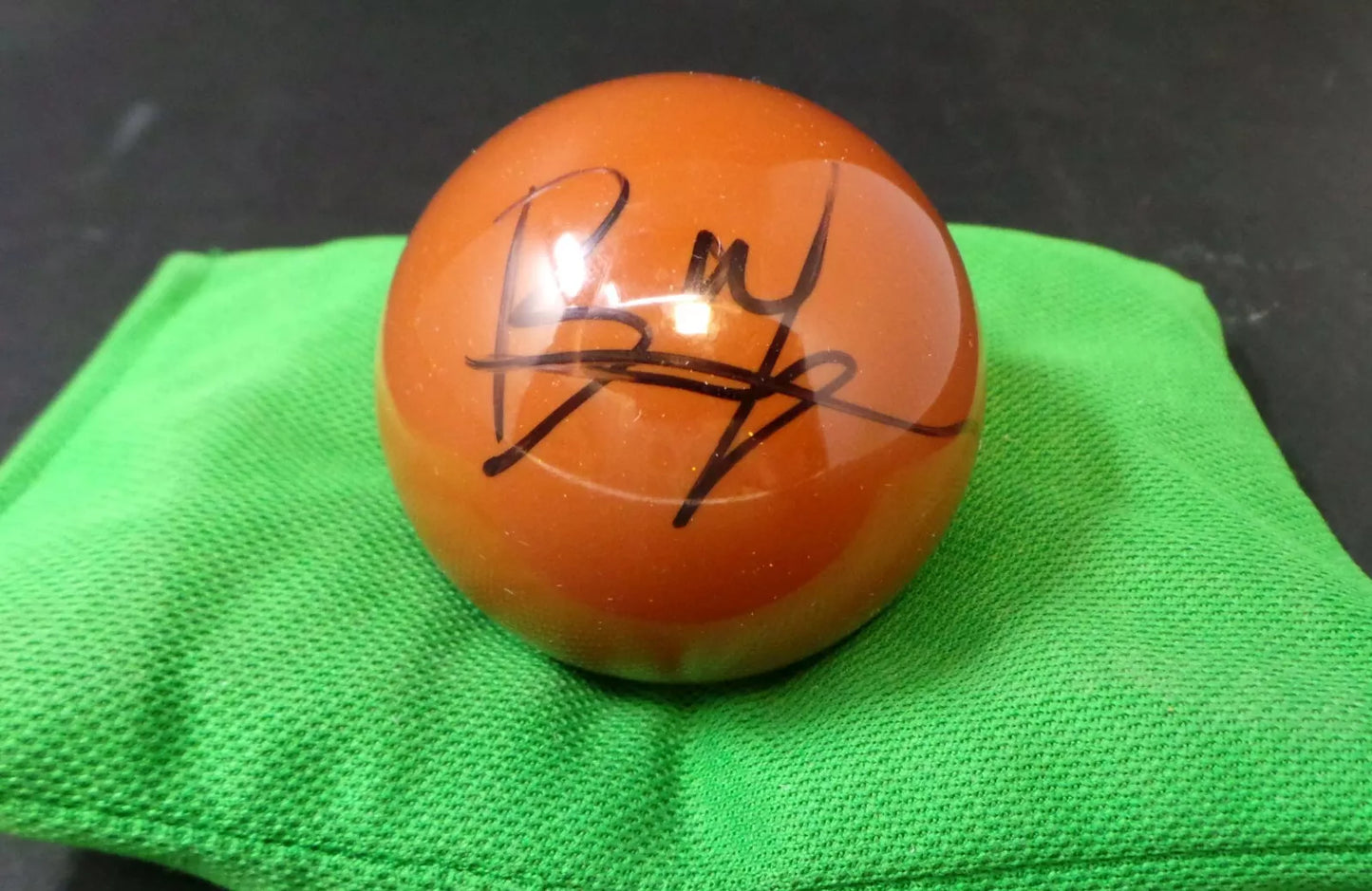 Brendan Moore Signed BROWN Snooker Ball + Dealer COA
