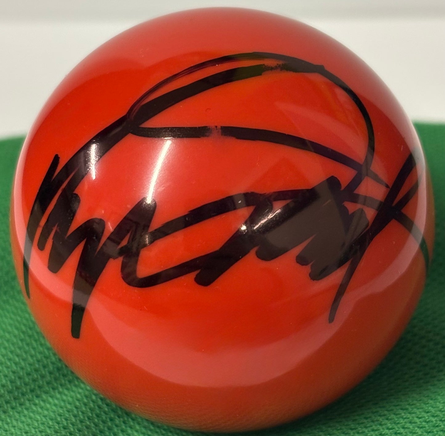 World Snooker Tour Player Ryan Day Signed Red Snooker Ball + Cert