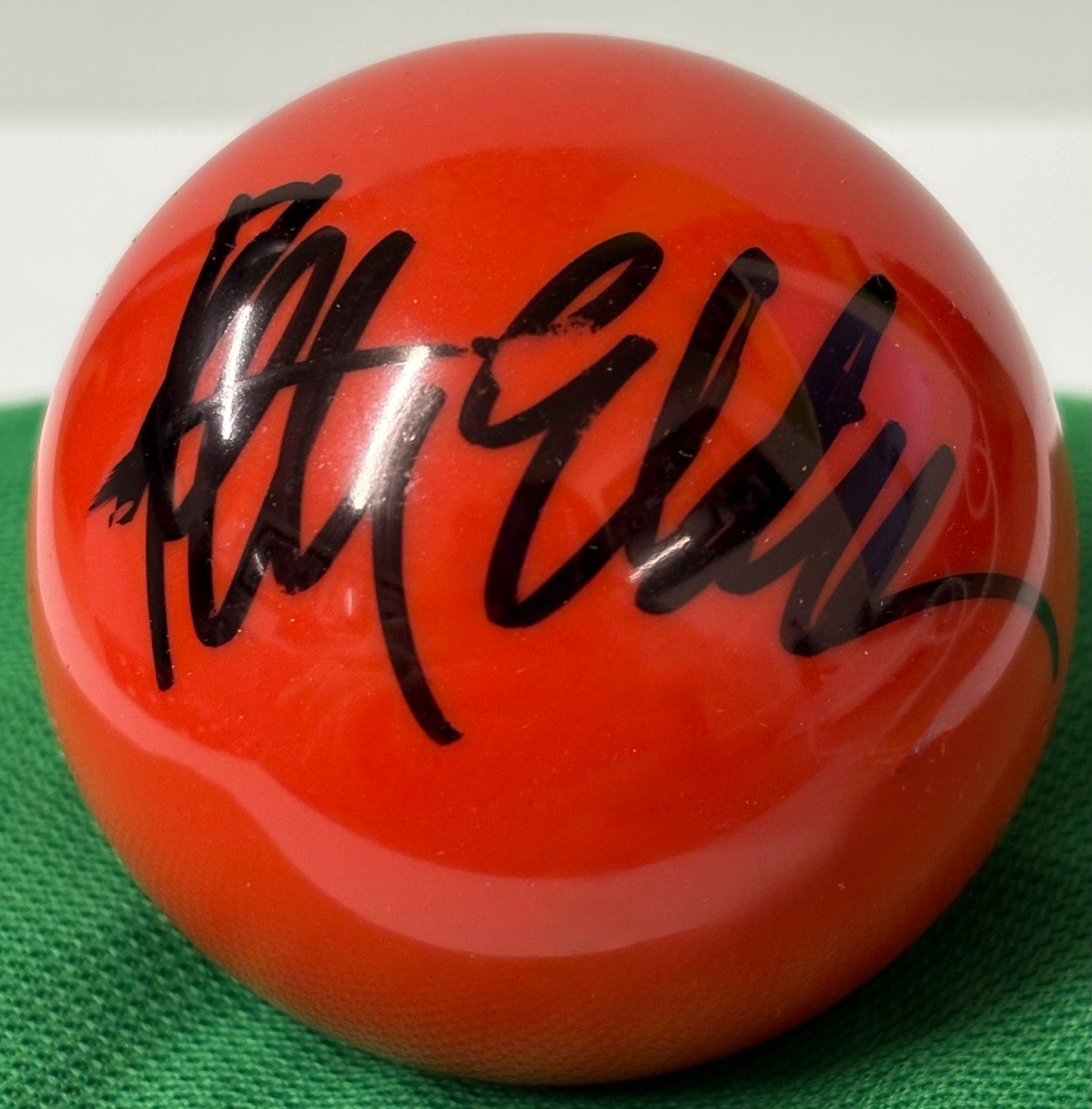 2002 Snooker World Champion Peter Ebdon Signed Red Snooker Ball + Cert