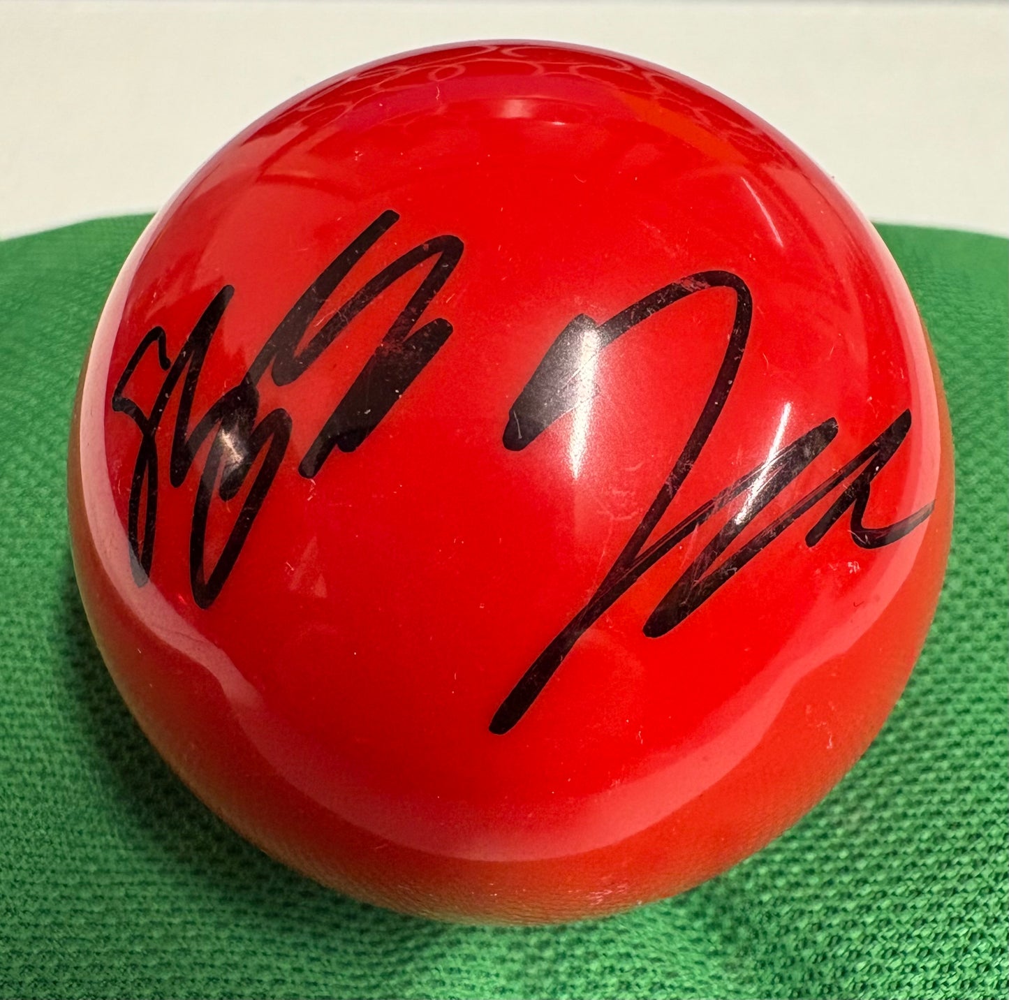 Stephen Maguire Signed 3/4 Size RED Snooker Ball + Dealer COA