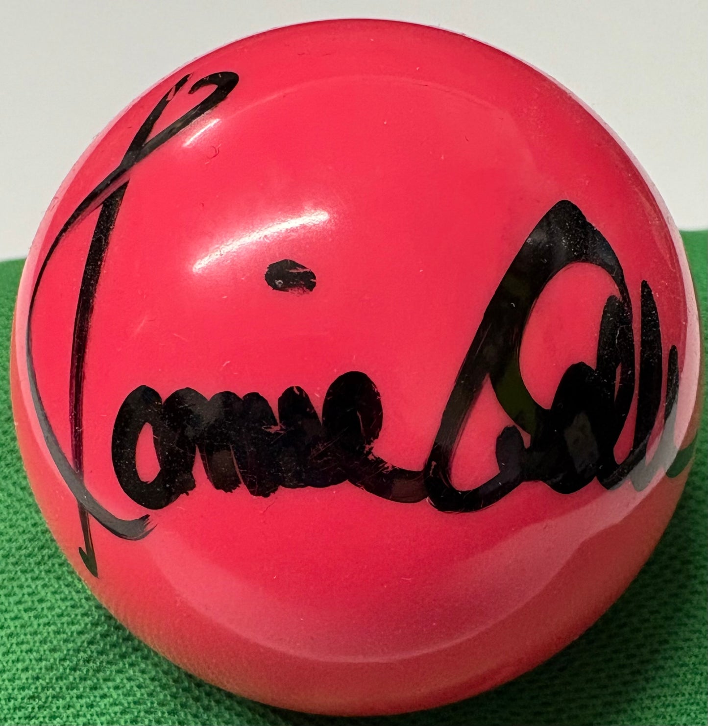Ronnie O'Sullivan Signed PINK Snooker Ball + Dealer COA