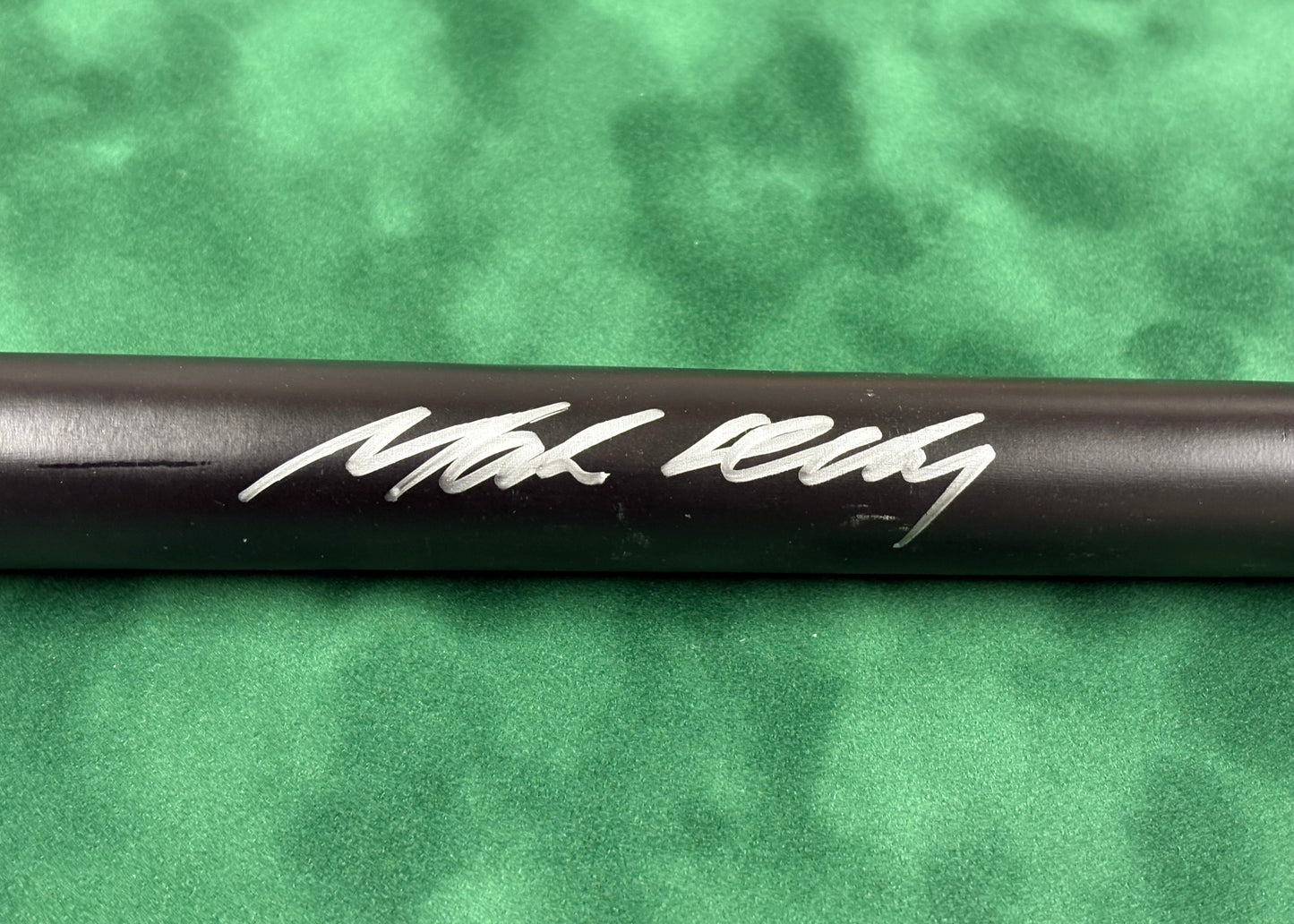 Mark Selby Signed Classic Black Snooker Cue with COA