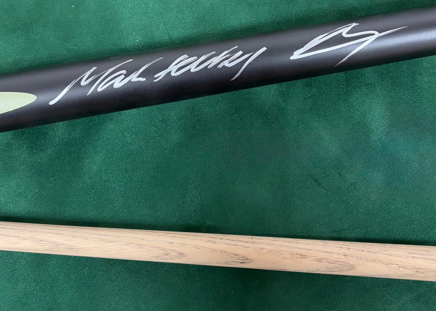 Mark Selby & Luca Brecel Signed Classic Black Snooker Cue with COA