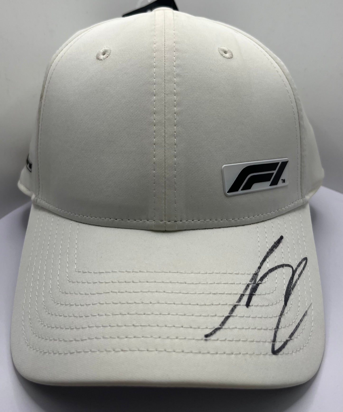 Liam Lawson - Formula One Red Bull Racing Driver Signed White F1 Cap with COA