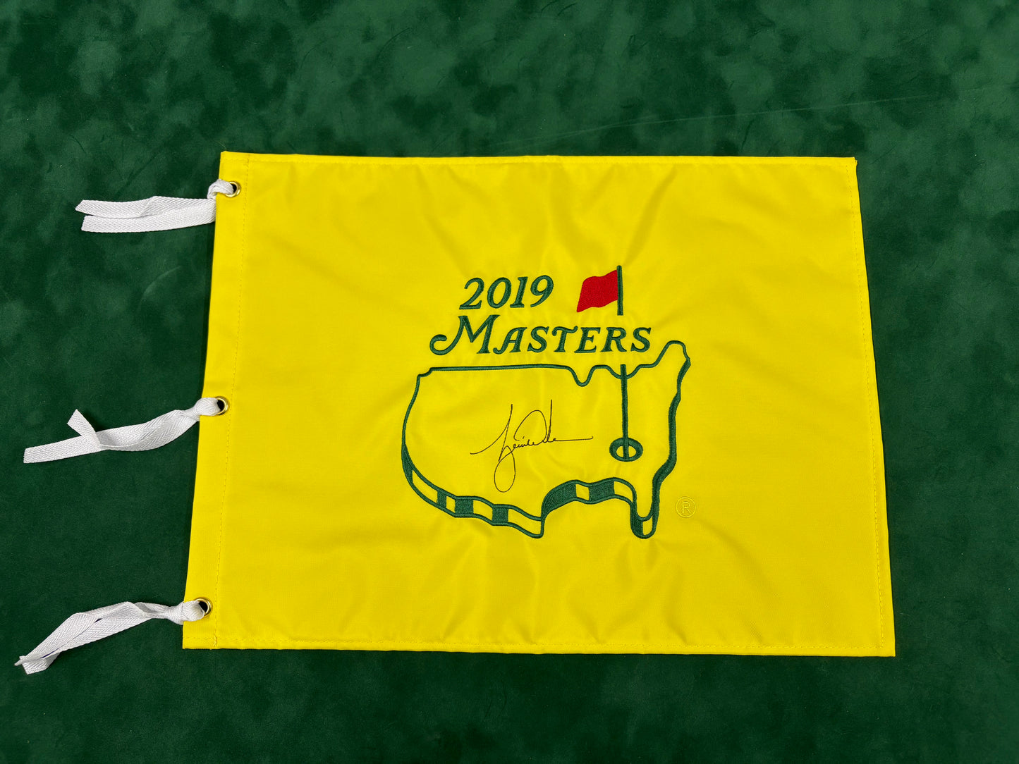 Tiger Woods Winner & Five -Time Champion Signed 2019 Masters Golf Pin Flag + Cert