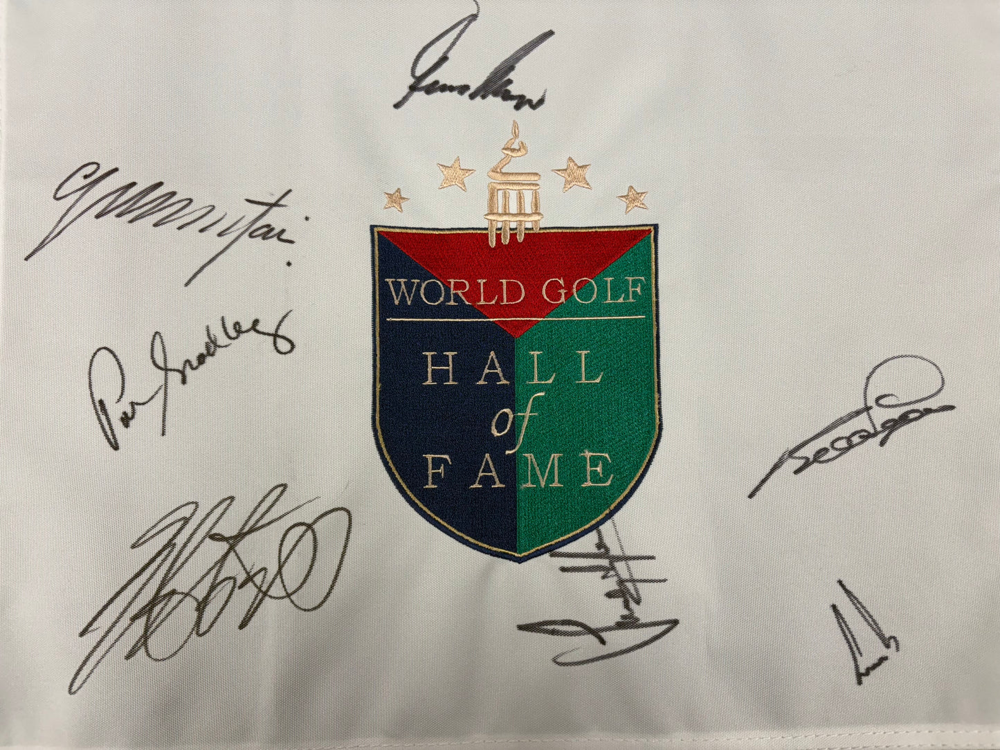 World Golf Hall of Fame Signed Golf Flag (Player, Lyle, Els, Bradley, Montgomerie, Langer, Aoki) + Cert