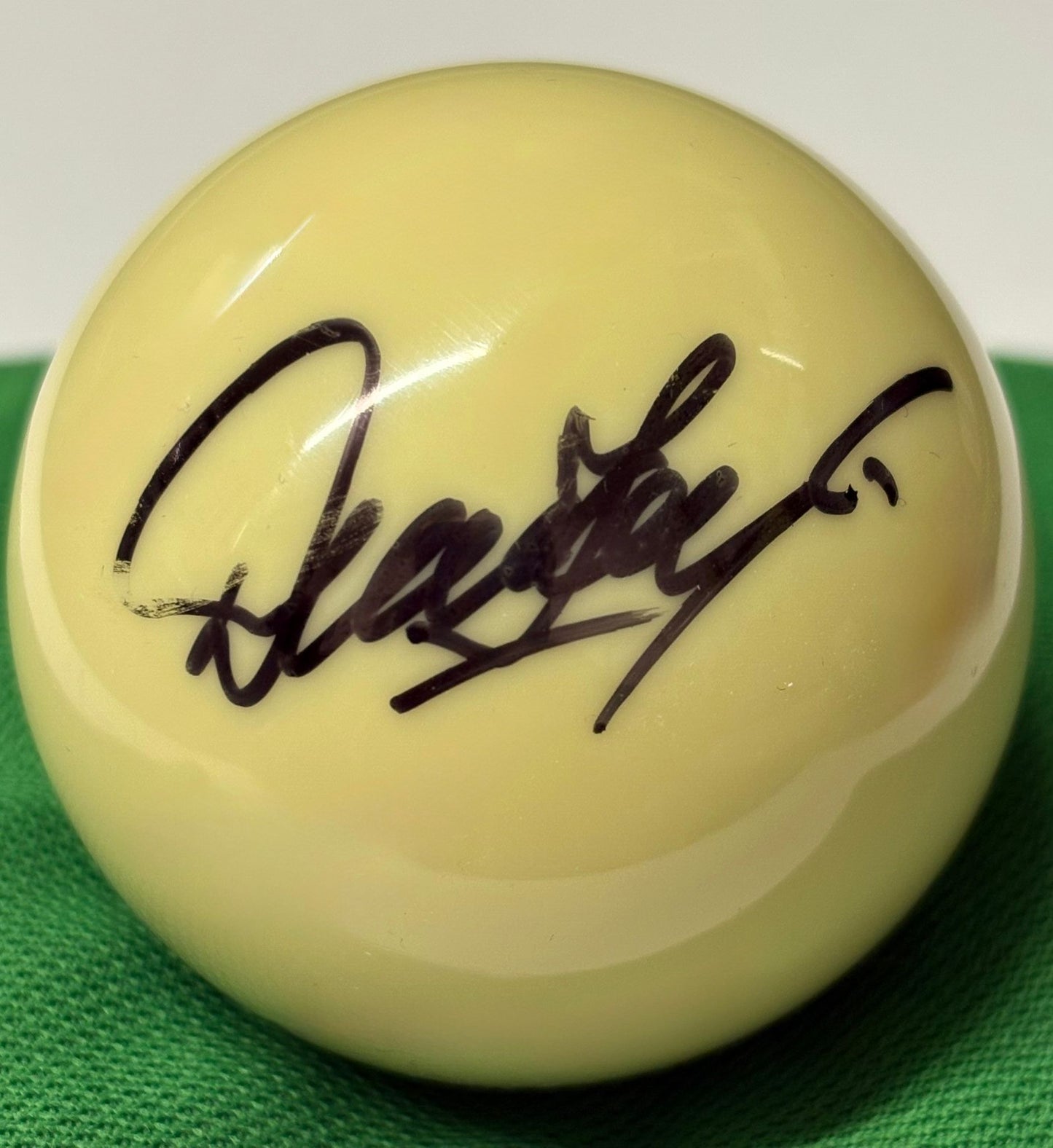 Dennis Taylor Signed WHITE Snooker Ball + Dealer COA