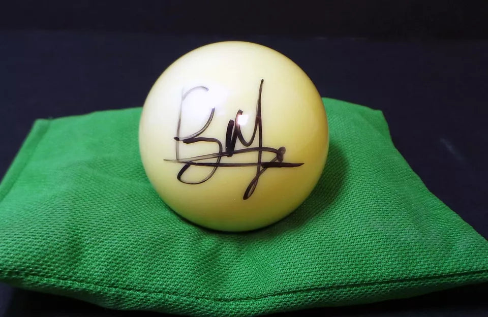 Brendan Moore Signed WHITE Snooker Ball + Dealer COA