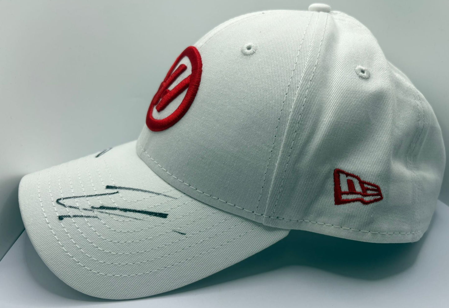 Ollie Bearman & Esteban Ocon MoneyGram Haas Drivers Signed White F1 Cap + COA