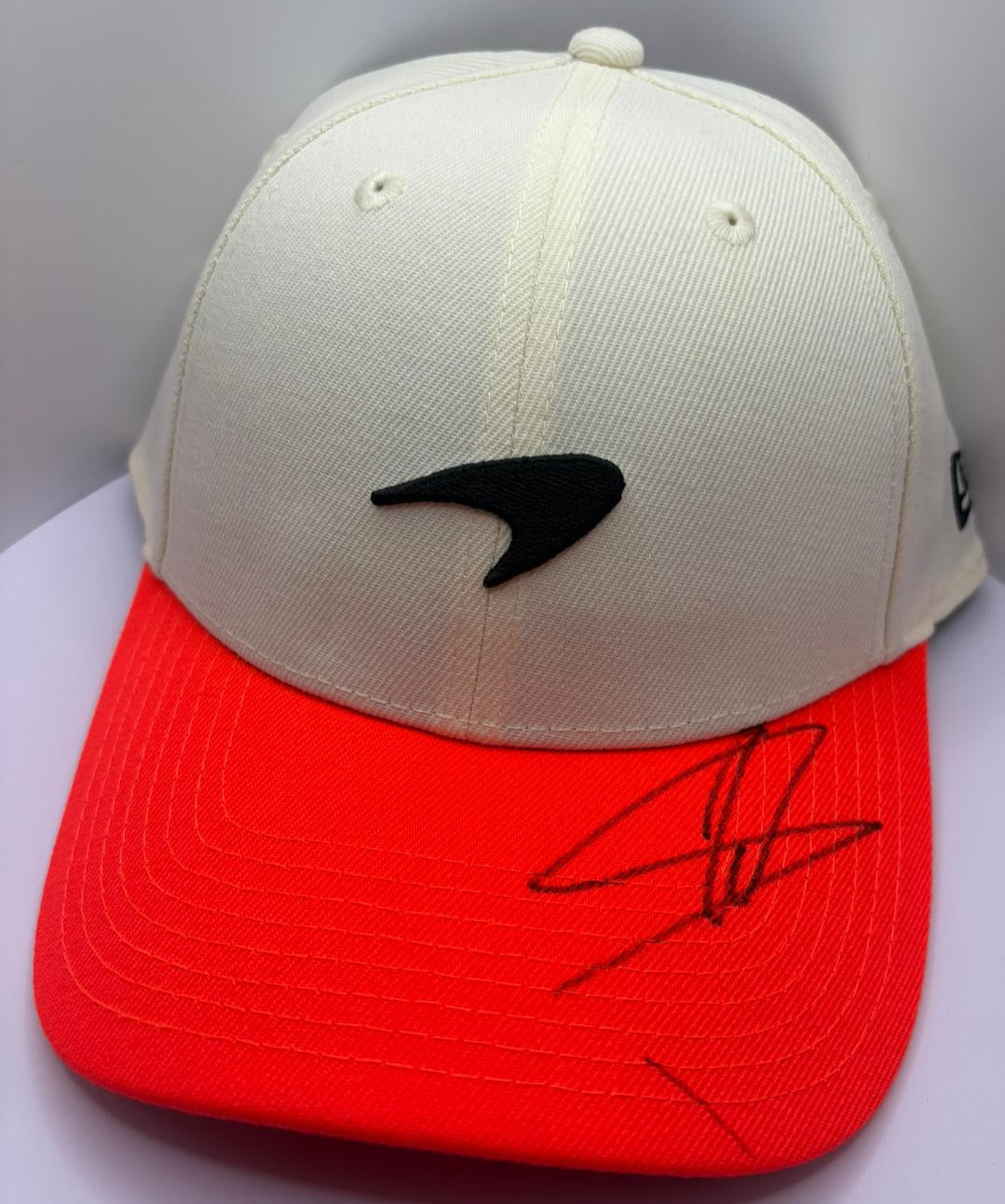 2025 British Grand Prix Winner Lando Norris Signed Contrast Orange McLaren F1 Cap + COA