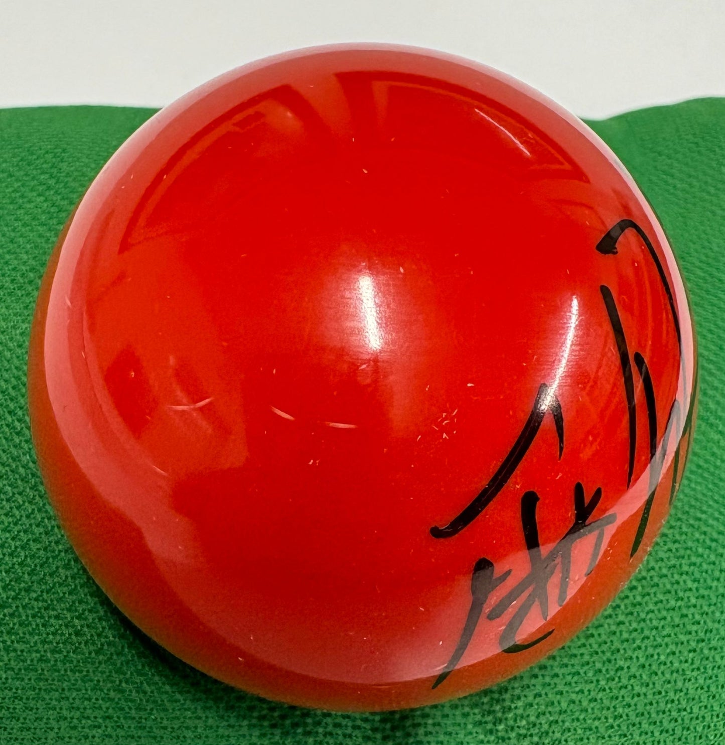 Pang Junxu Signed RED Snooker Ball + Dealer COA