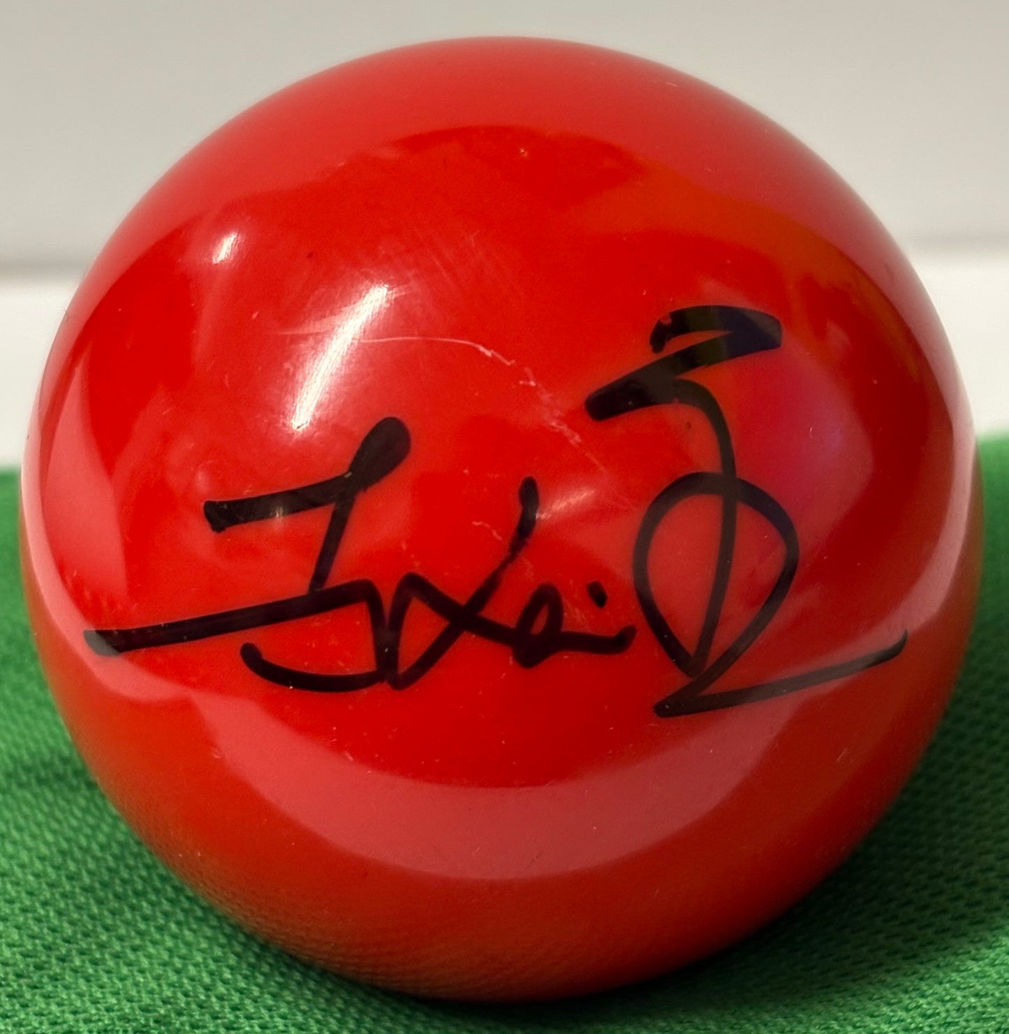 2025 Snooker World Champion Zhao Xintong Signed Red Snooker Ball + COA