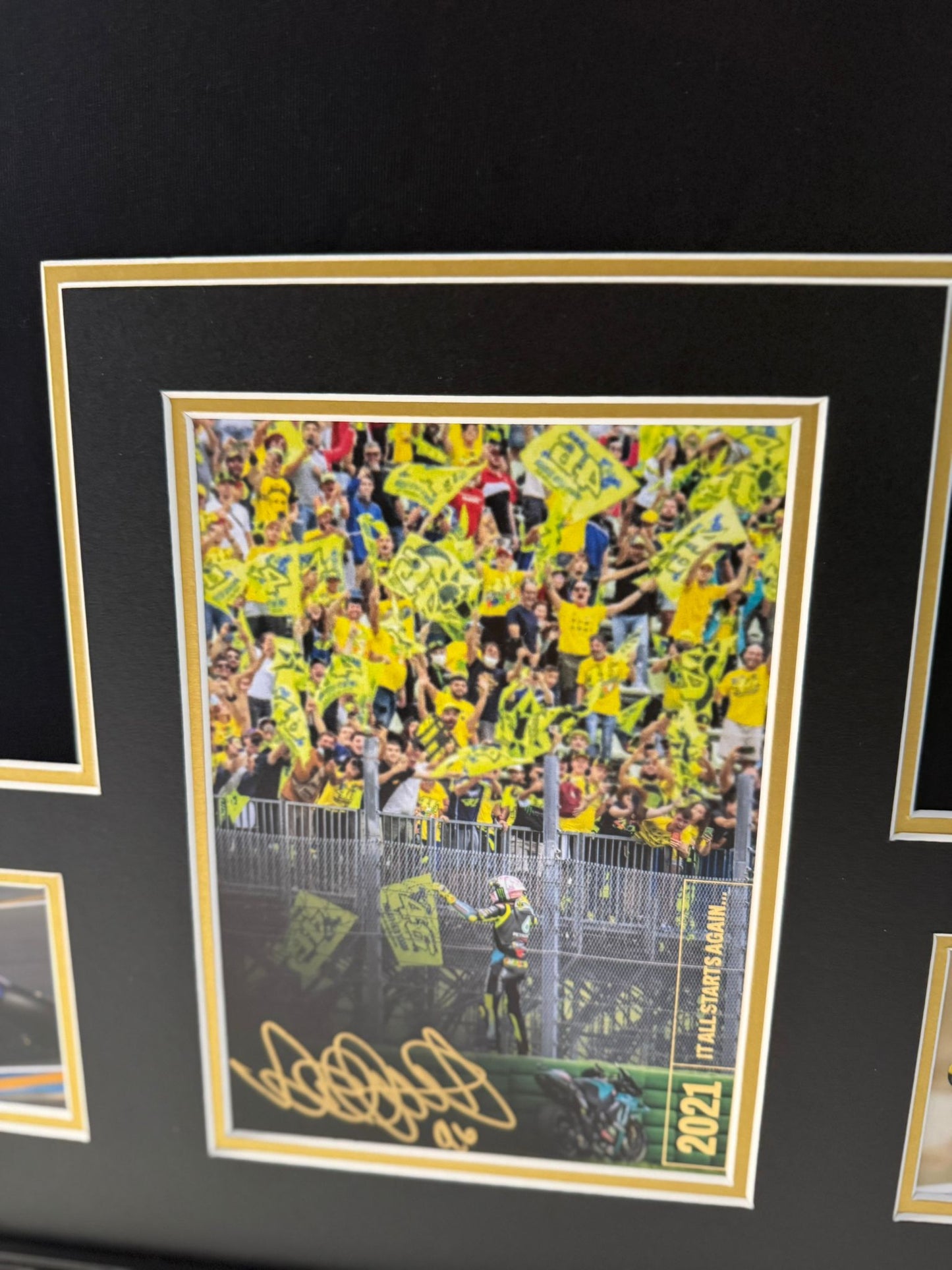 Valentino Rossi Signed Valencia 14 + 11 + 21 =46 Retirement Race Display + Cert