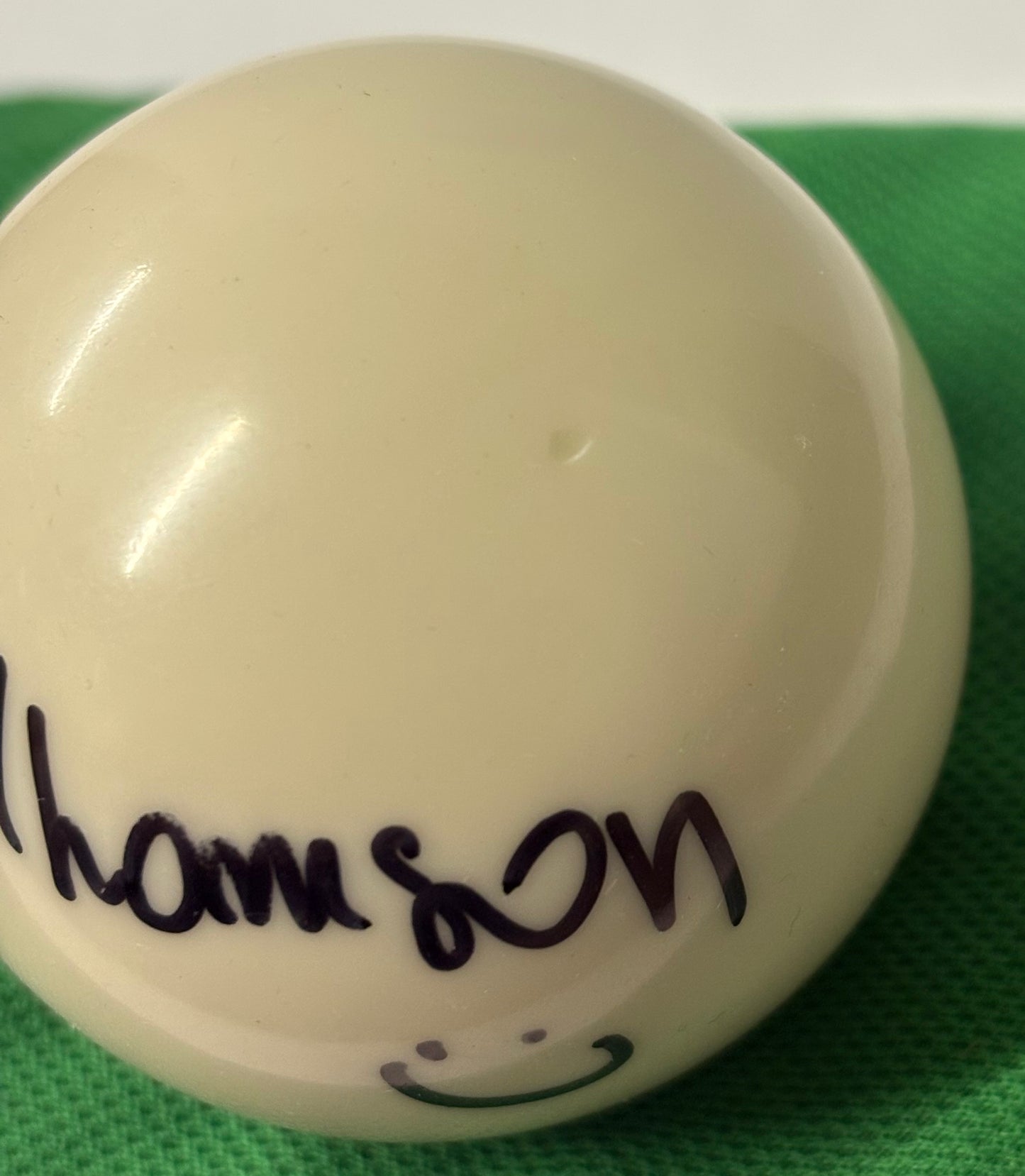 Polish Snooker Referee Agnieszka Thomson Signed White Snooker Ball + COA