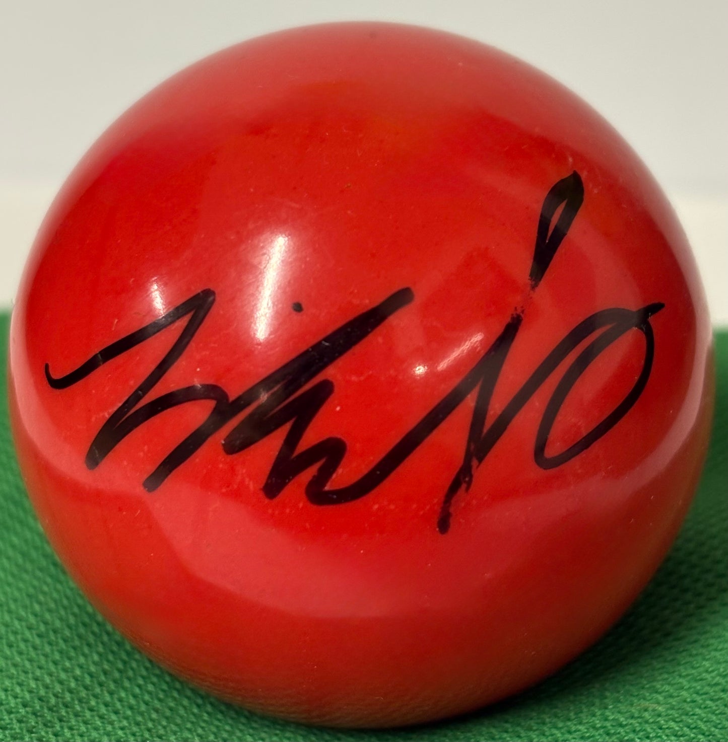 Chinese Snooker Player Xinbo Wang Signed Red Snooker Ball + Cert