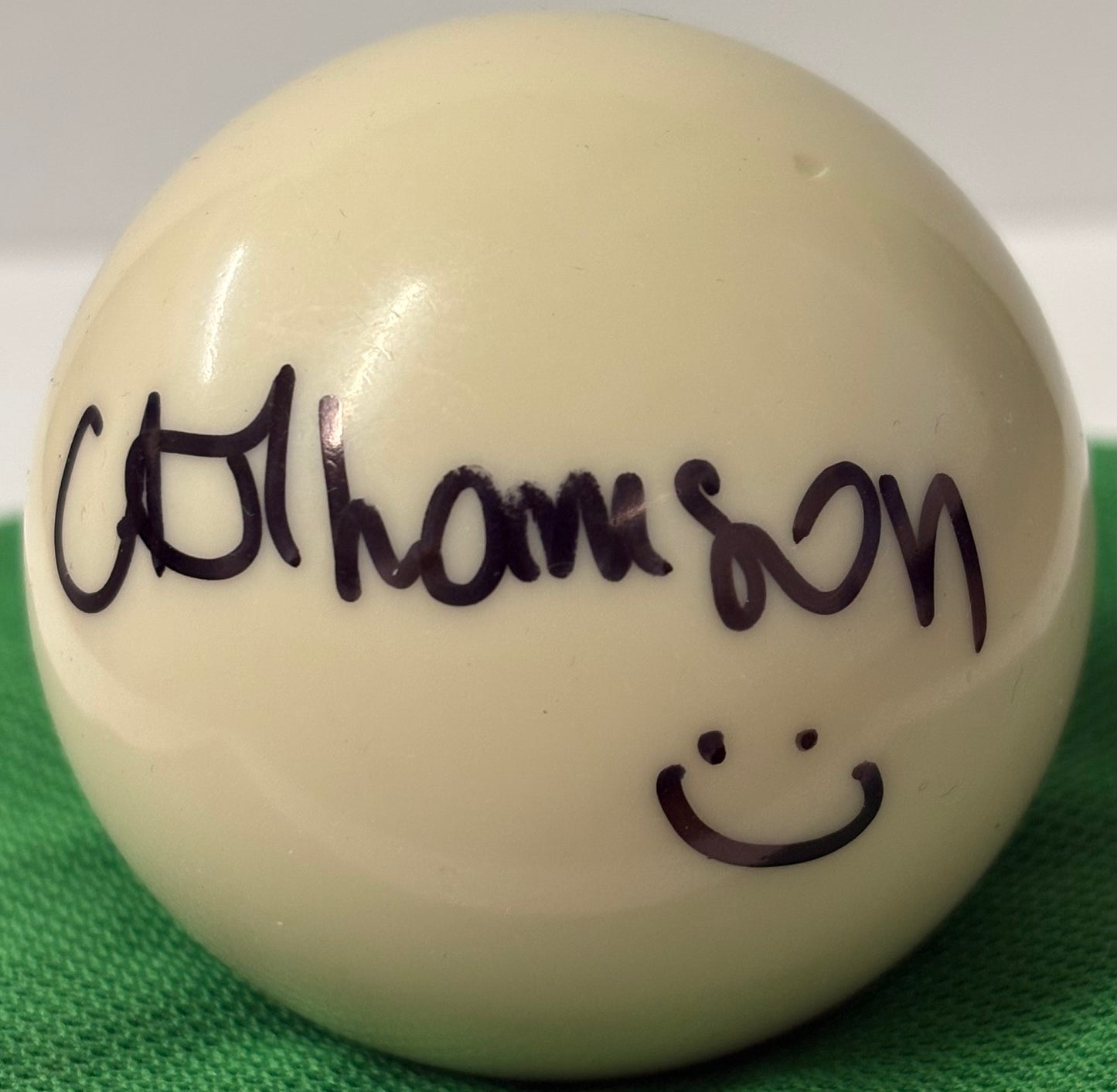 Polish Snooker Referee Agnieszka Thomson Signed White Snooker Ball + COA