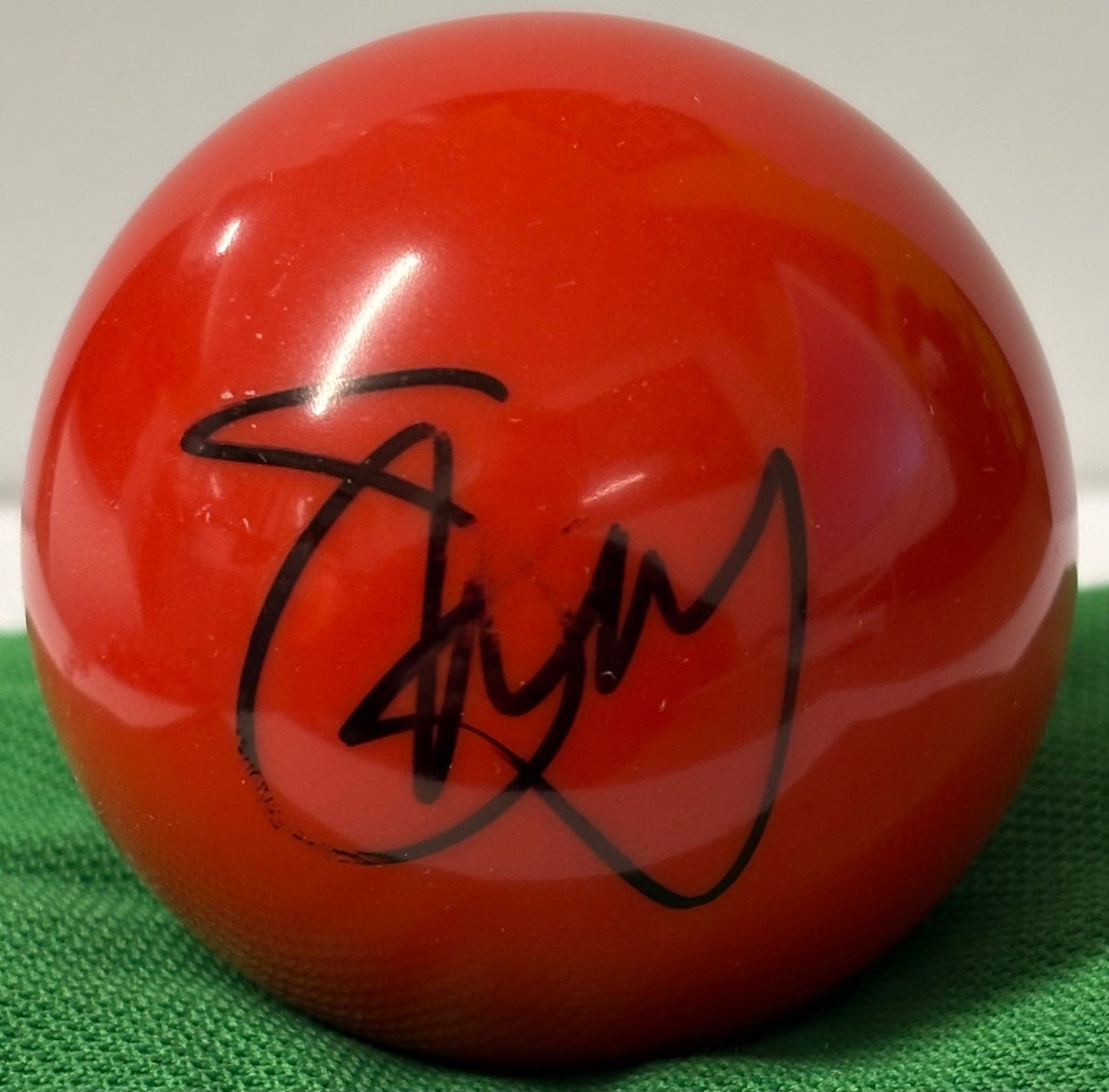 6x World Snooker Champion Stephen Hendry Signed Red Snooker Ball + Cert