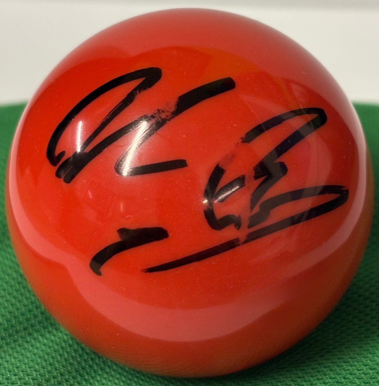World Snooker Tour Player Jordan Brown Signed Red Snooker Ball + COA