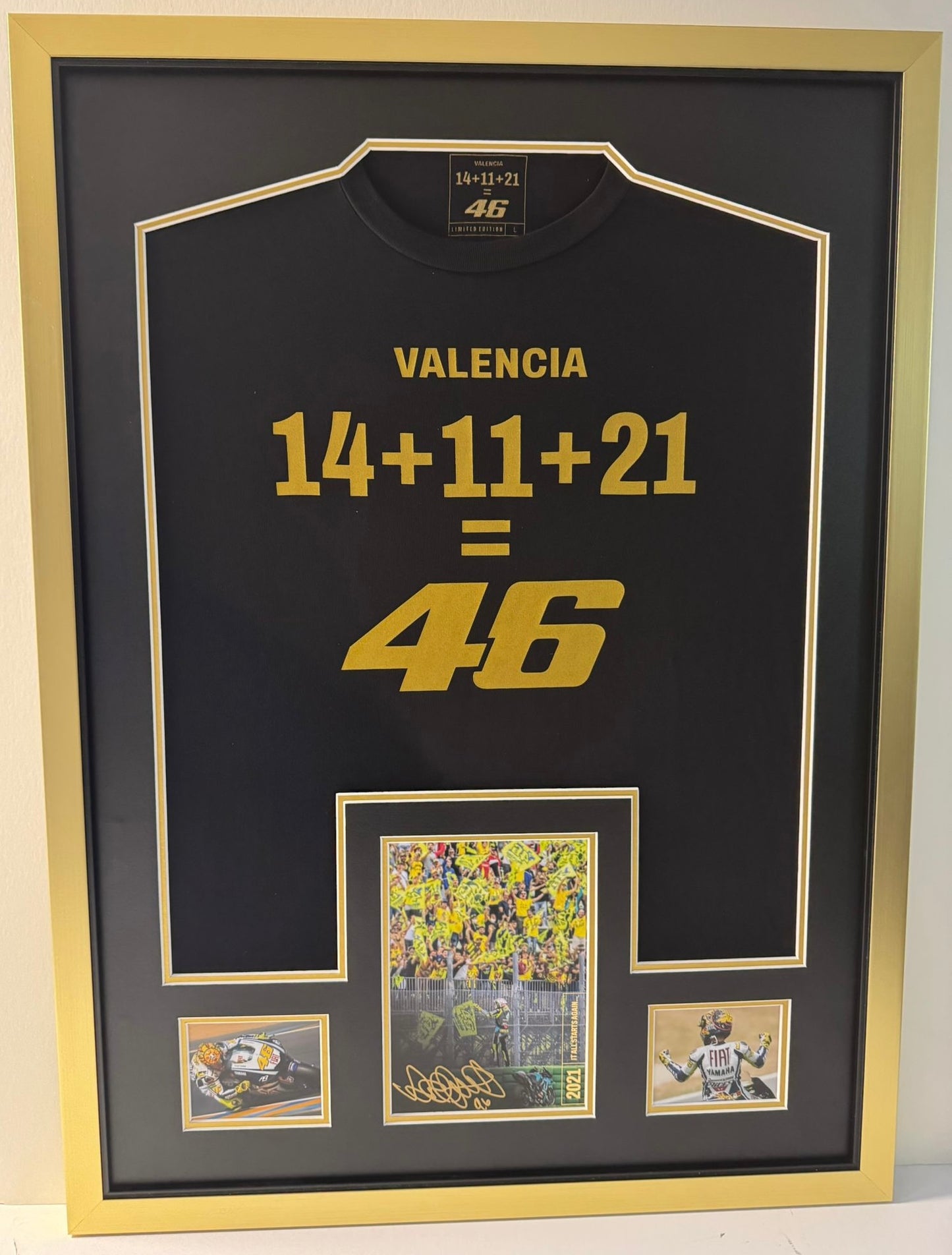 Valentino Rossi Signed Valencia 14 + 11 + 21 =46 Retirement Race Display + Cert