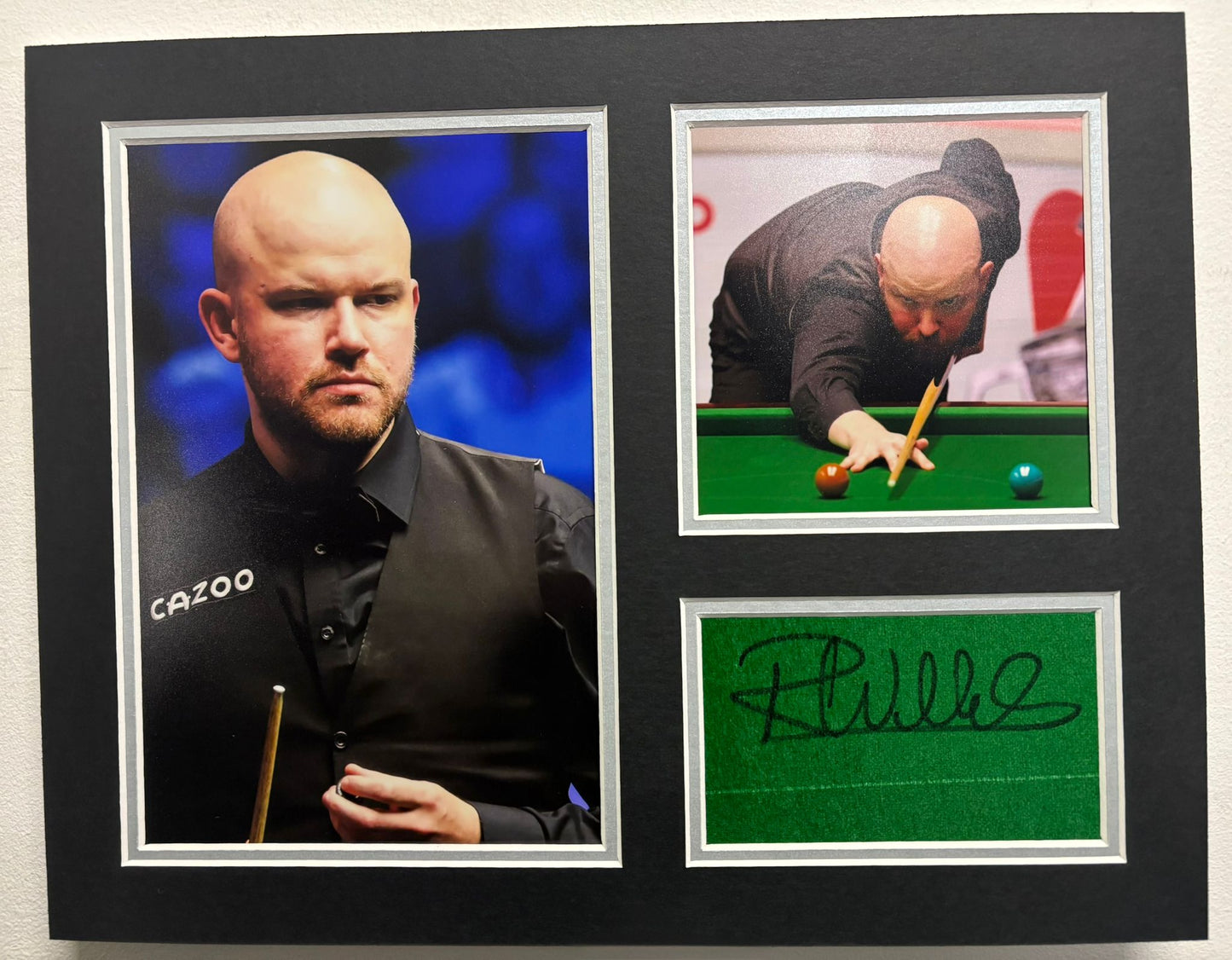 Professional Snooker Player Robbie Williams Signed Table Baize Display + Cert