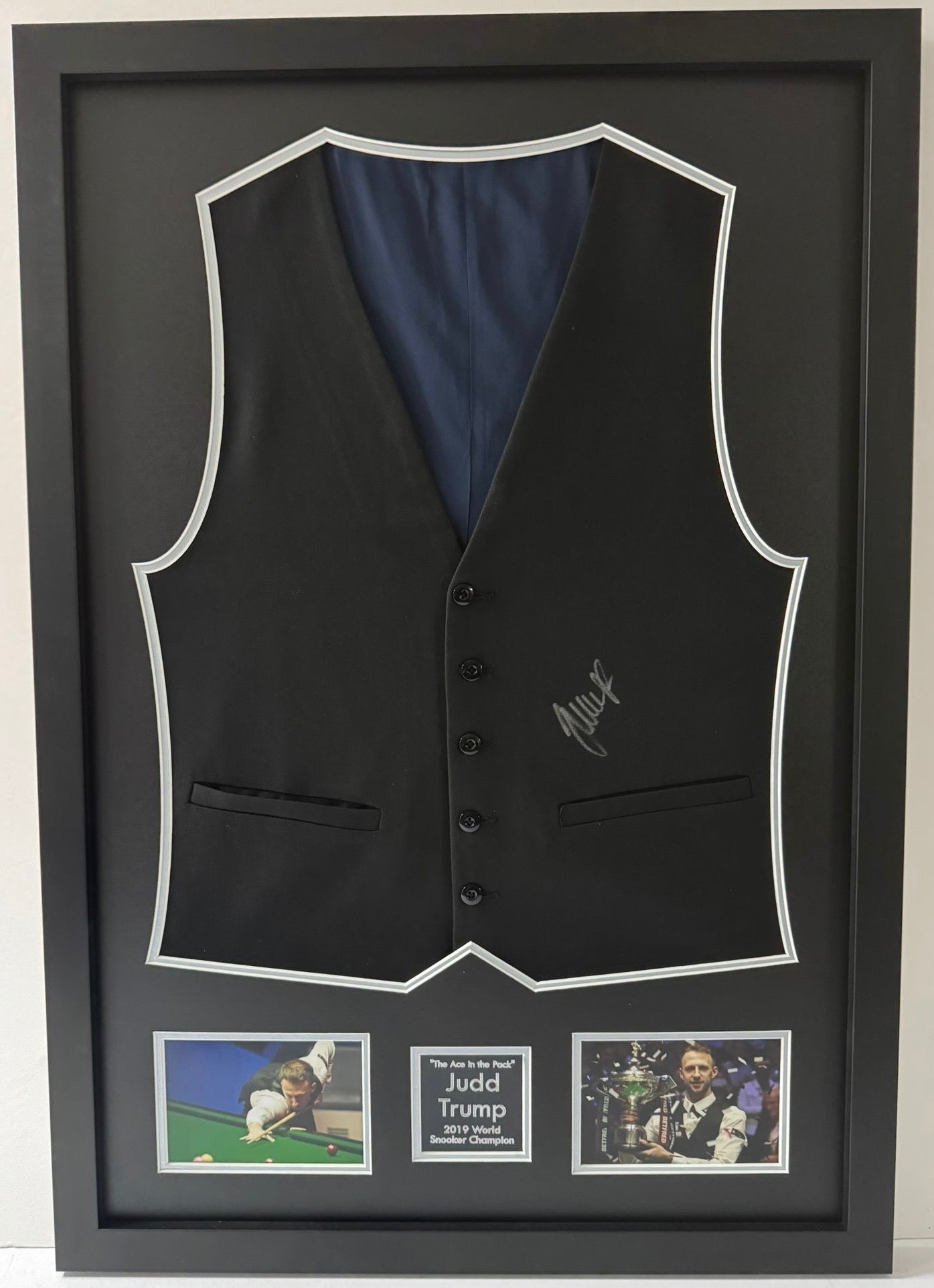 2019 World Snooker Champion Judd Trump Signed & Framed Waistcoat + Cert