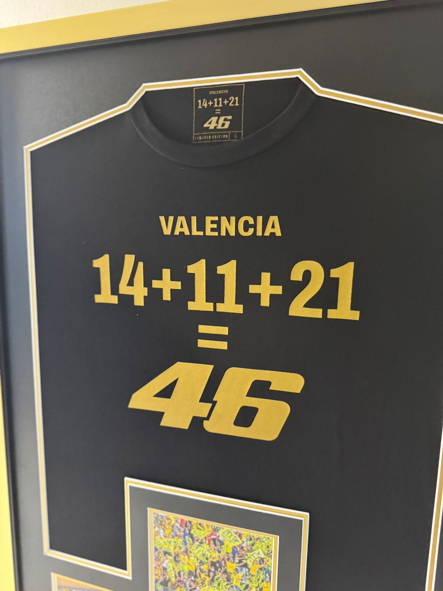 Valentino Rossi Signed Valencia 14 + 11 + 21 =46 Retirement Race Display + Cert