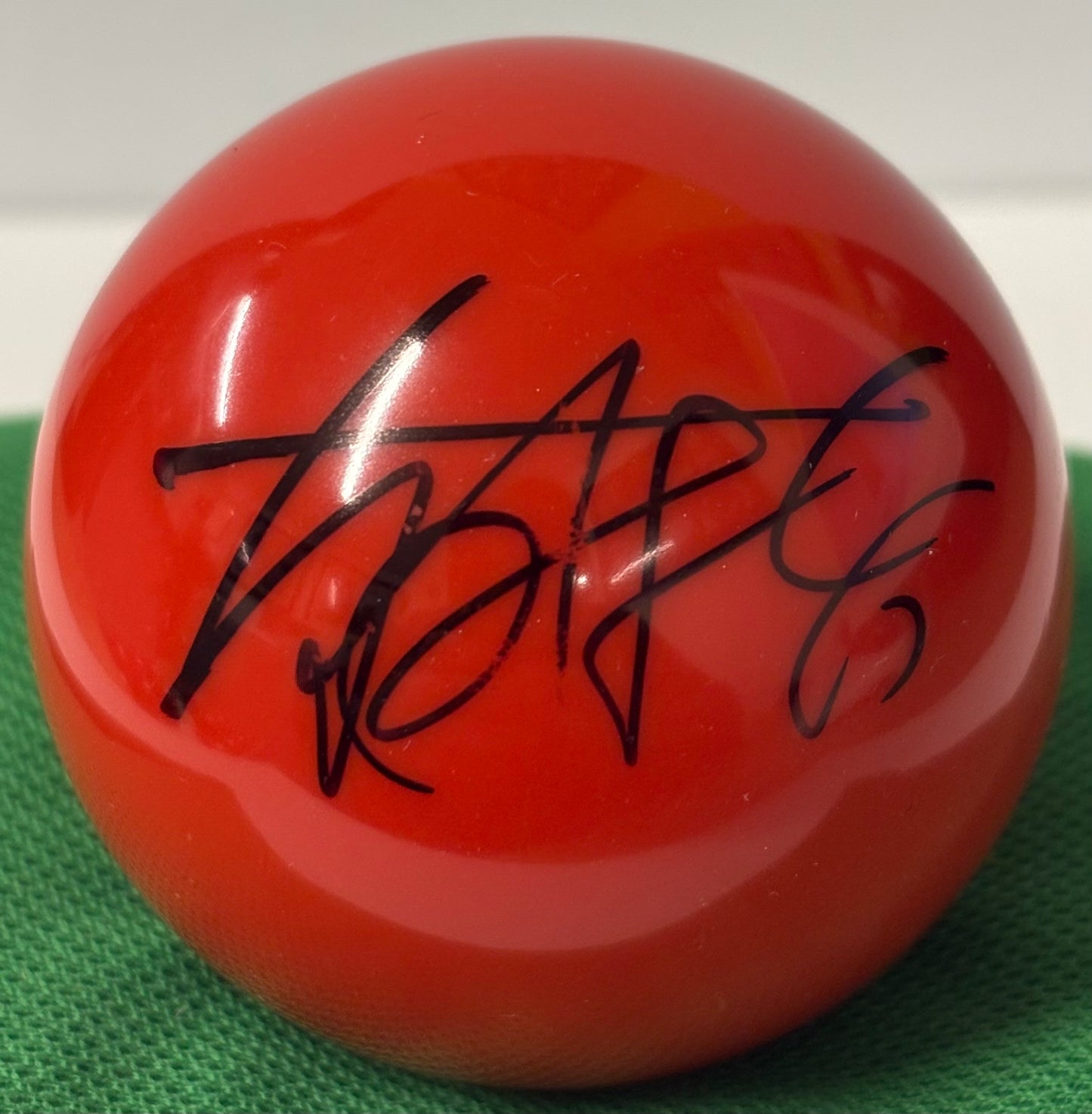 World Snooker Tour Player Xiao Guodong Signed Red Snooker Ball + Cert