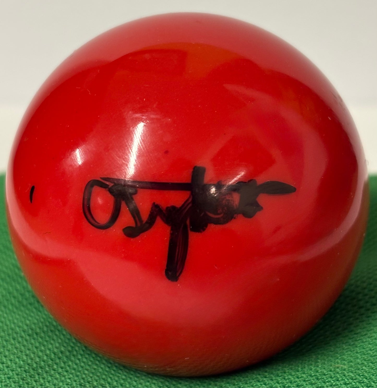 World Snooker Tour Player Oliver Sykes Signed Red Snooker Ball + COA