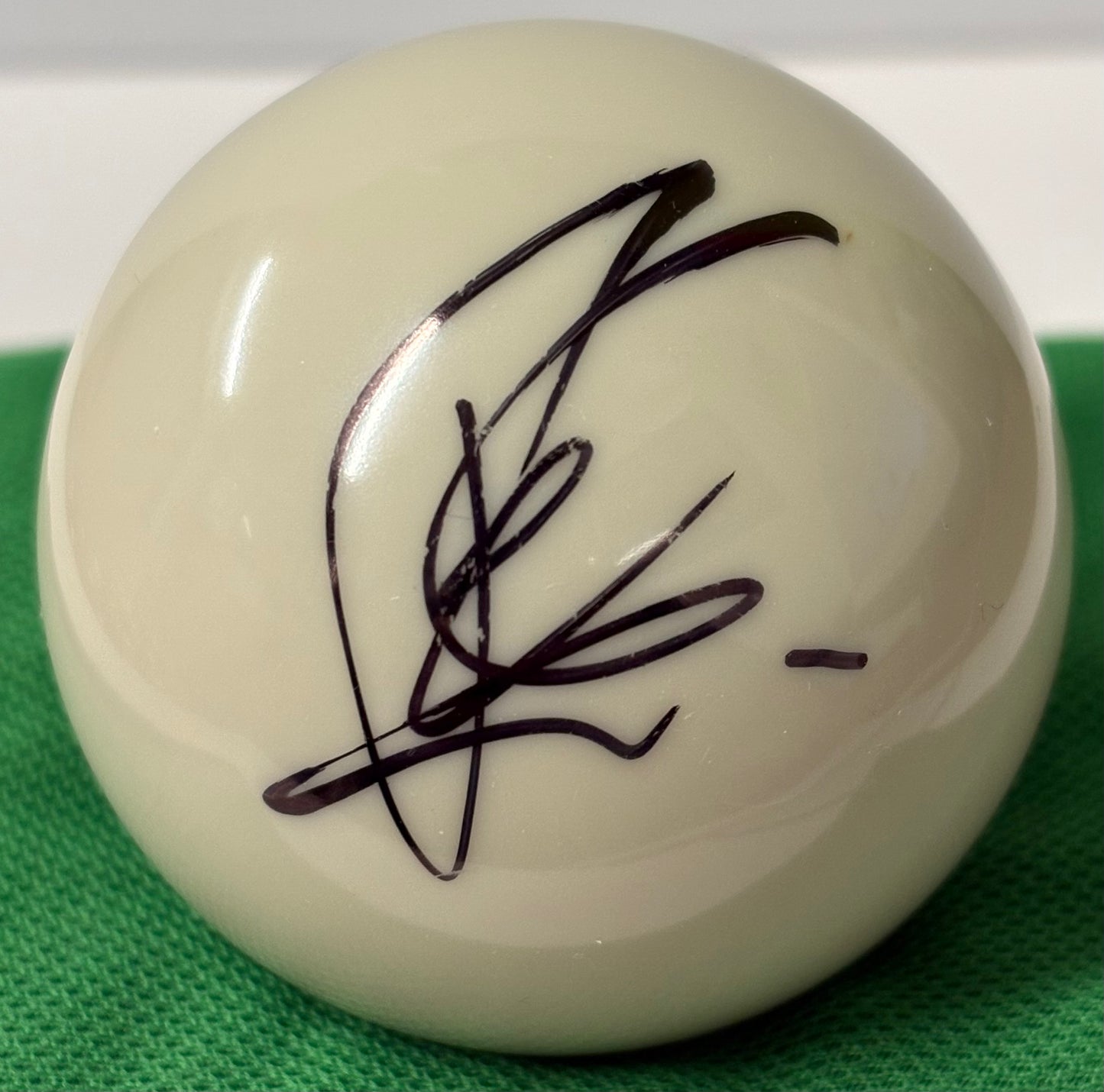 2026 Snooker World Championship Final Referee Rob Spencer Signed White Snooker Ball + COA