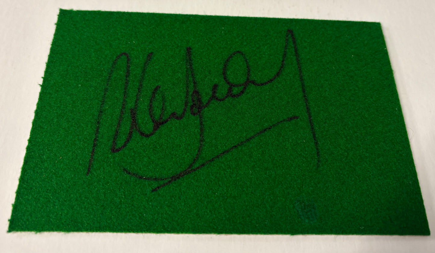 1997 Snooker World Champion Ken Doherty Signed Green Snooker Baize + Cert