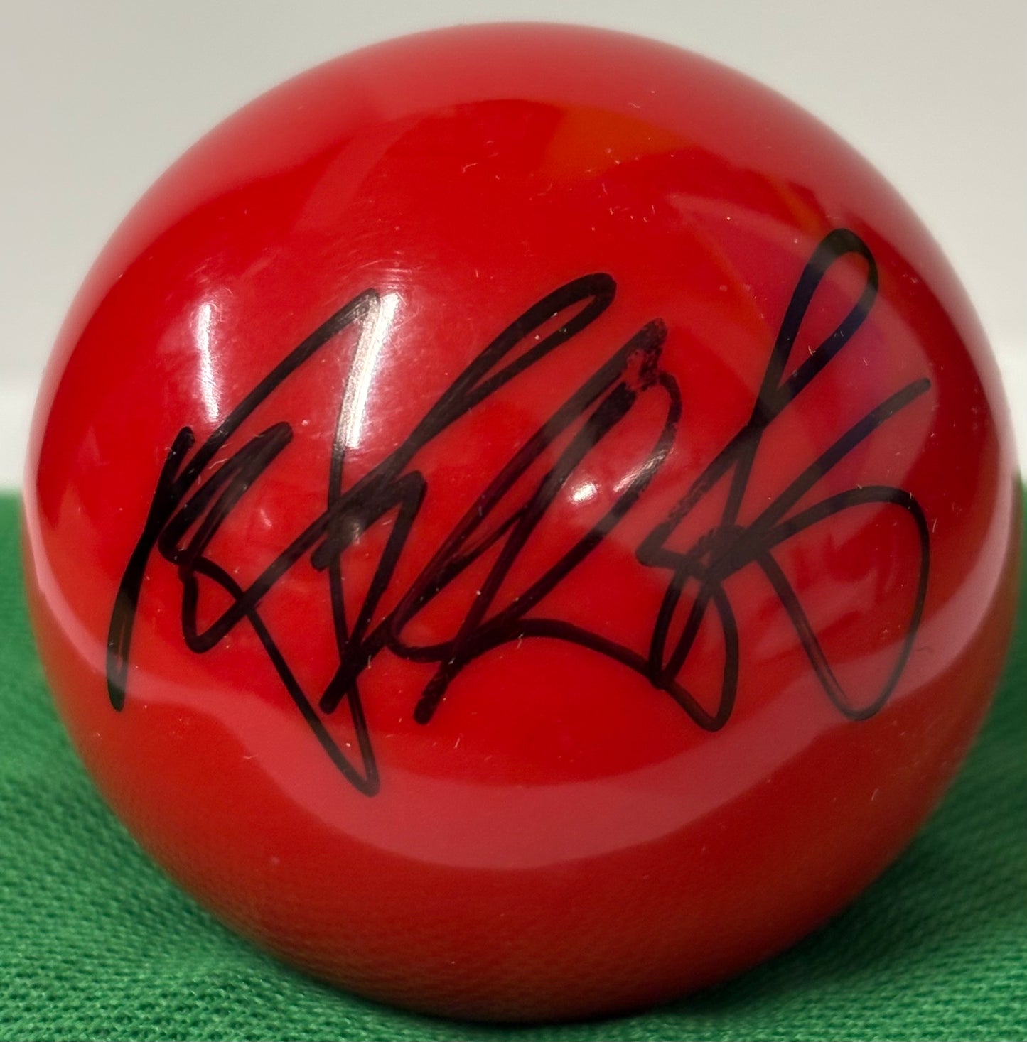 World Snooker Tour Player Zhou Yuelong Signed Red Sooker Ball + Cert
