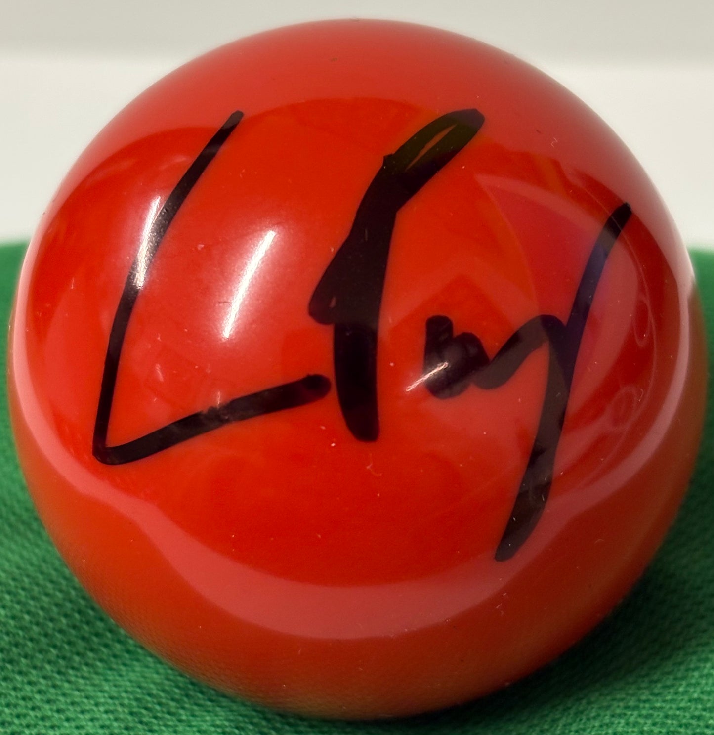 2026 World Snooker Championship Player Liam Pullen Signed Red Snooker Ball + COA