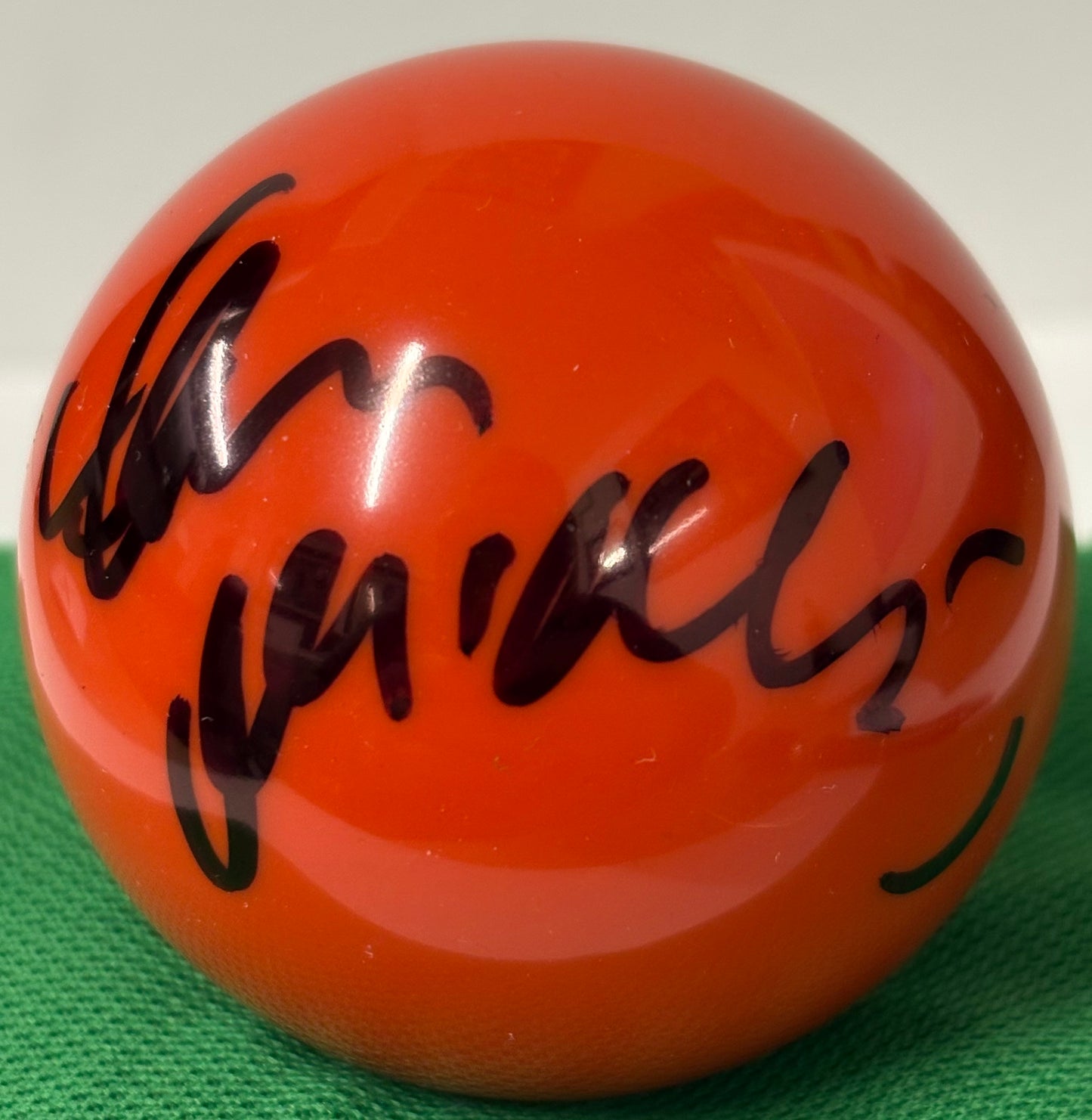 Snooker Legend & TV Pundit Alan McManus Signed Red Snooker Ball + Cert