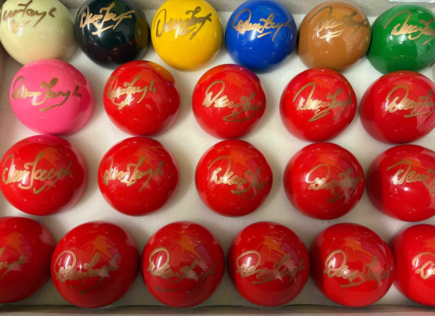 Dennis Taylor Signed BLACK Snooker Ball + Dealer COA