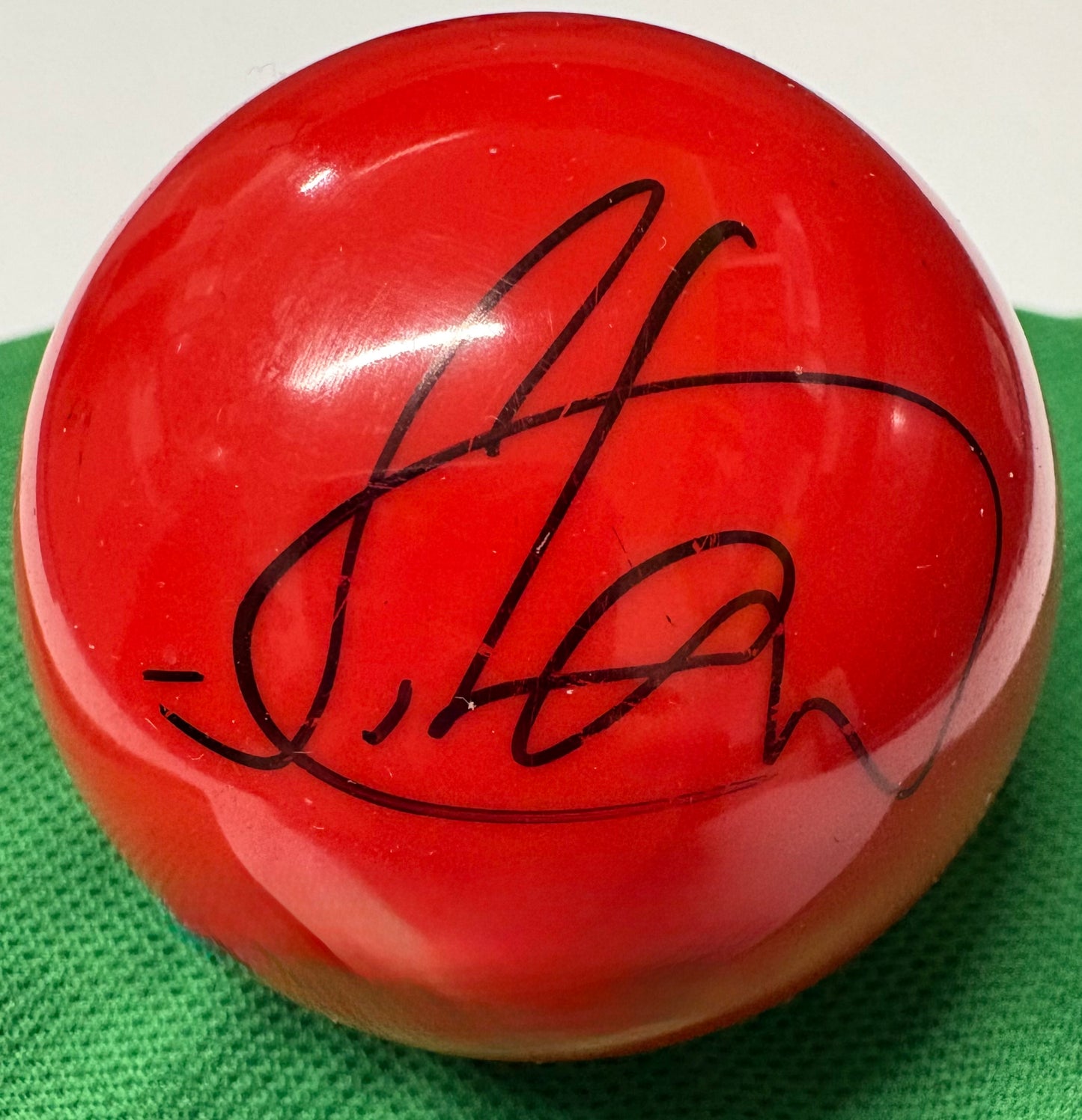 Stan Moody Signed RED Snooker Ball + Dealer COA