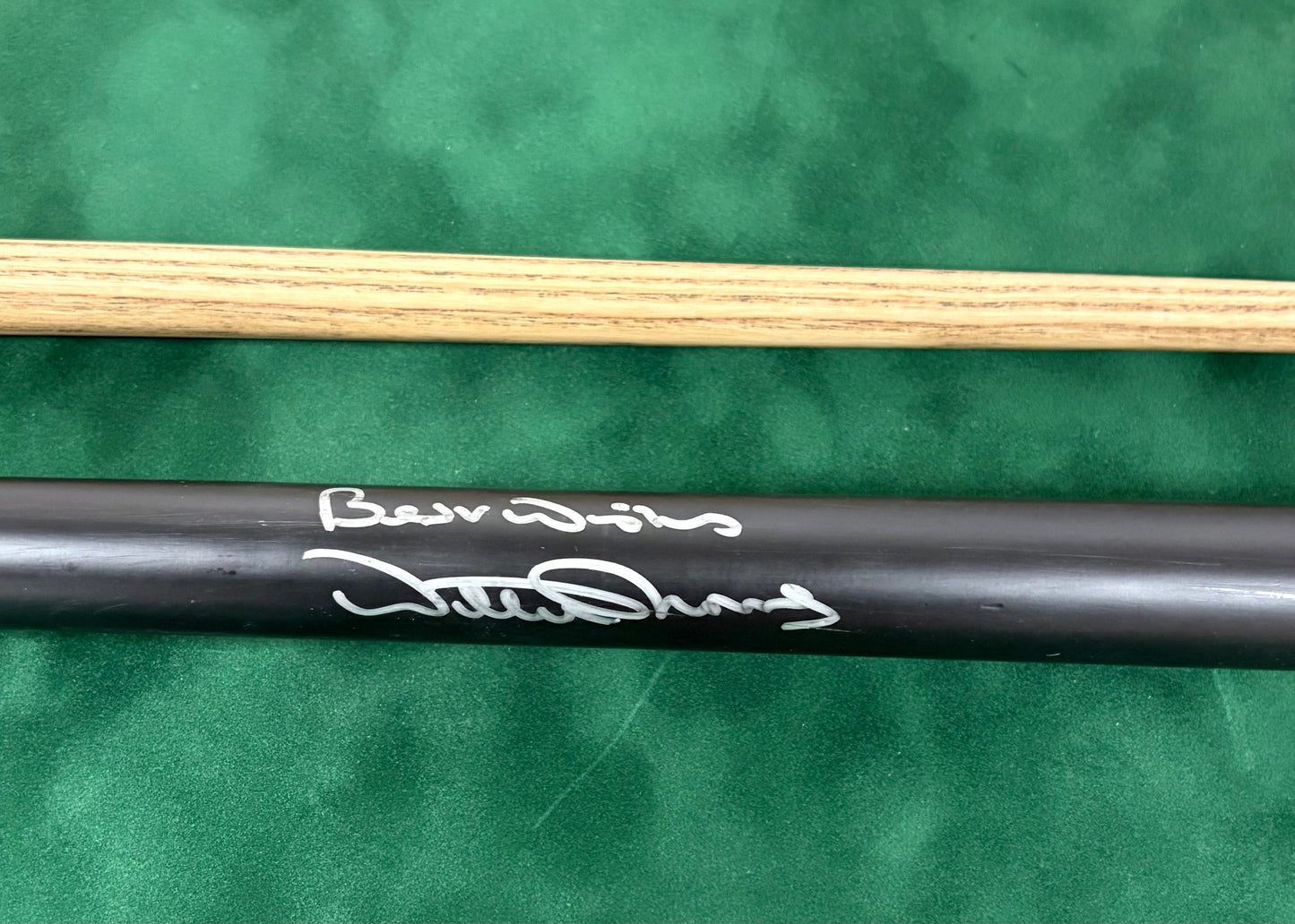 Willie Thorne Signed Classic Black Snooker Cue with COA