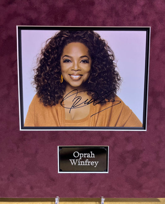 Oprah Winfrey - Talk Show Host/ Presenter Signed & Mounted 10x8 Photo Display with COA