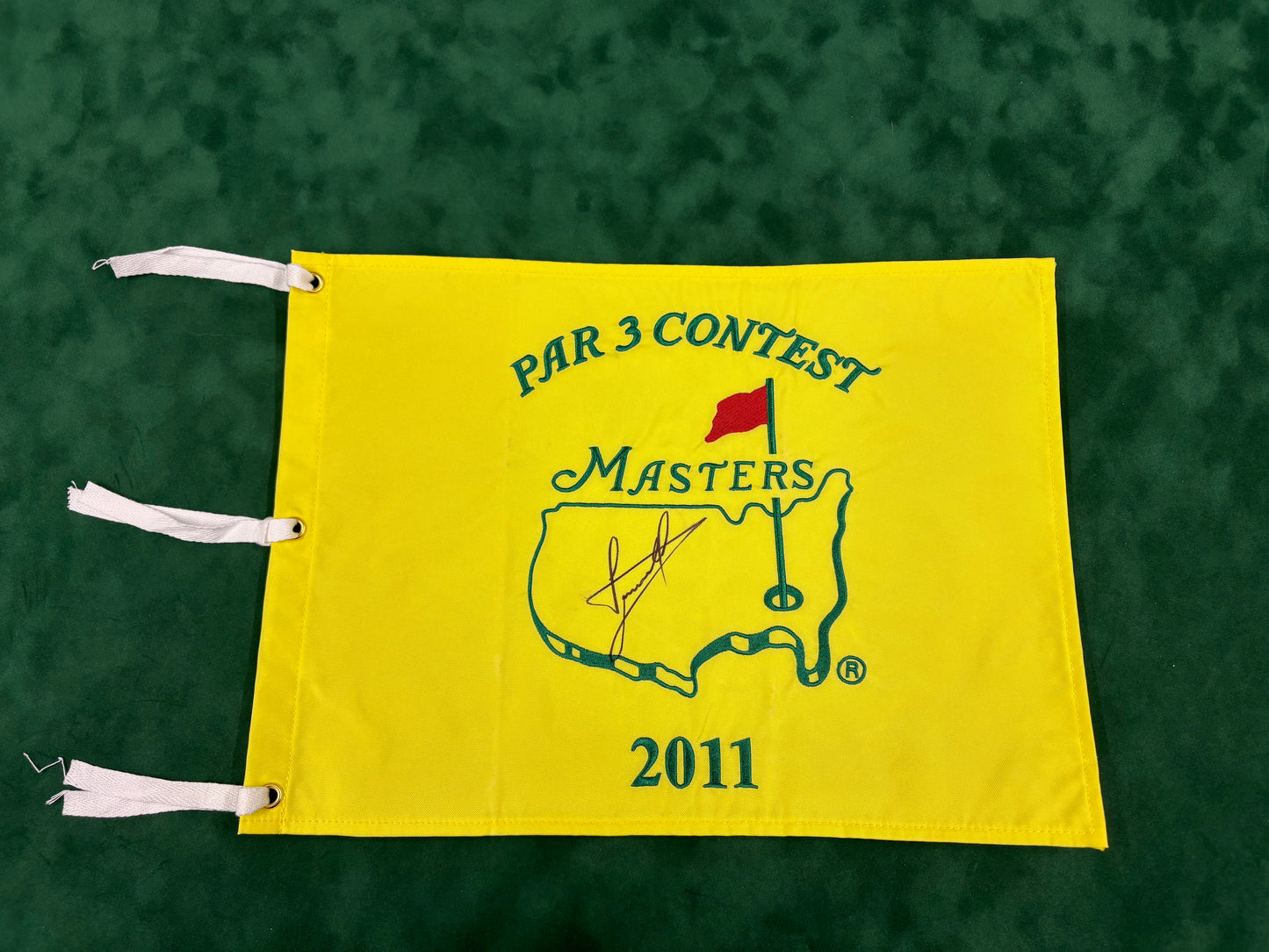 Luke Donald Winner Signed 2011 Masters Par 3 Contest Golf Flag + Dealer COA