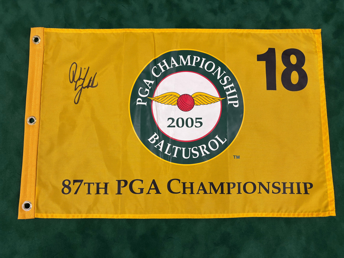Phil Mickelson Winner Signed 2005 PGA Championship at Baltusrol Golf Flag + Dealer COA