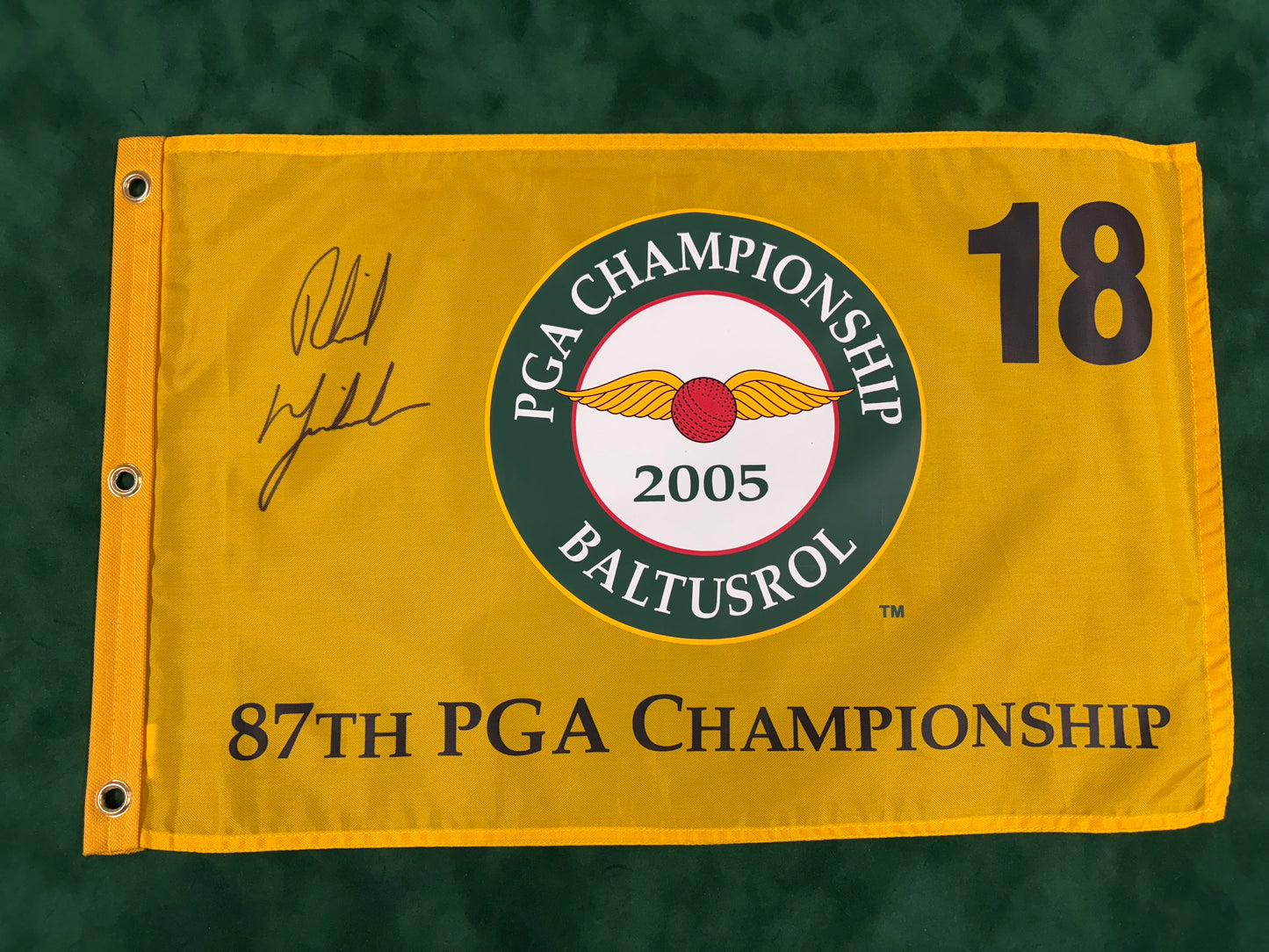 Phil Mickelson Winner Signed 2005 PGA Championship at Baltusrol Golf Flag + Dealer COA