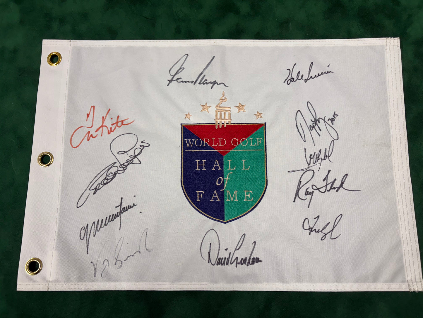 World Golf Hall of Fame Golf Flag Signed by 11 - Player, Kite, Singh, Floyd + Cert