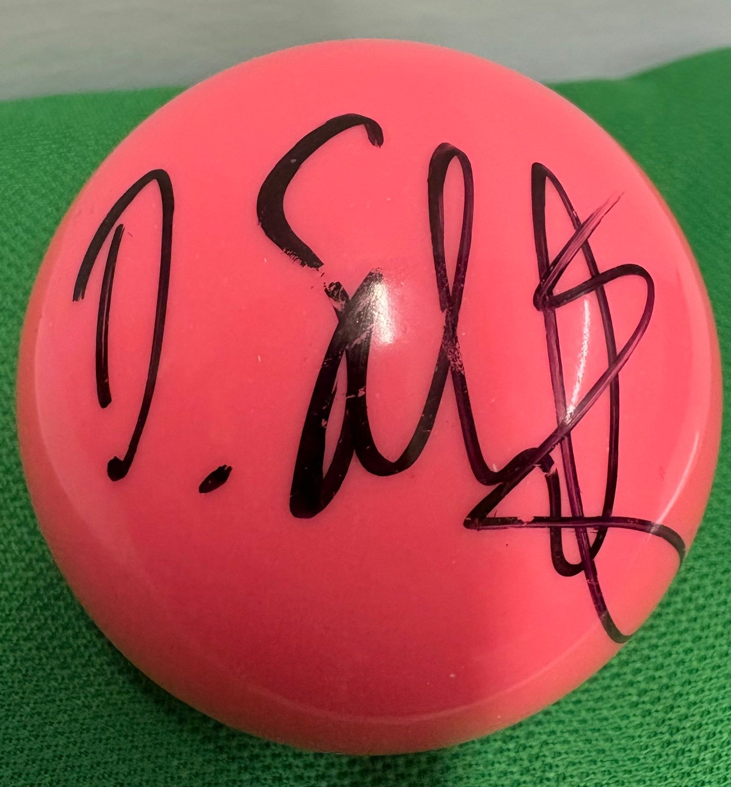 David Gilbert Signed PINK Snooker Ball + Dealer COA
