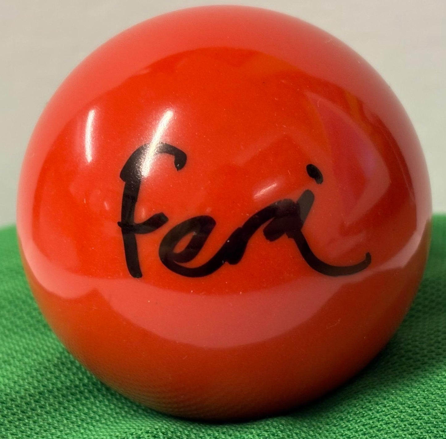 World Snooker Tour Player Fergal Quinn Signed Red Snooker Ball + Dealer COA