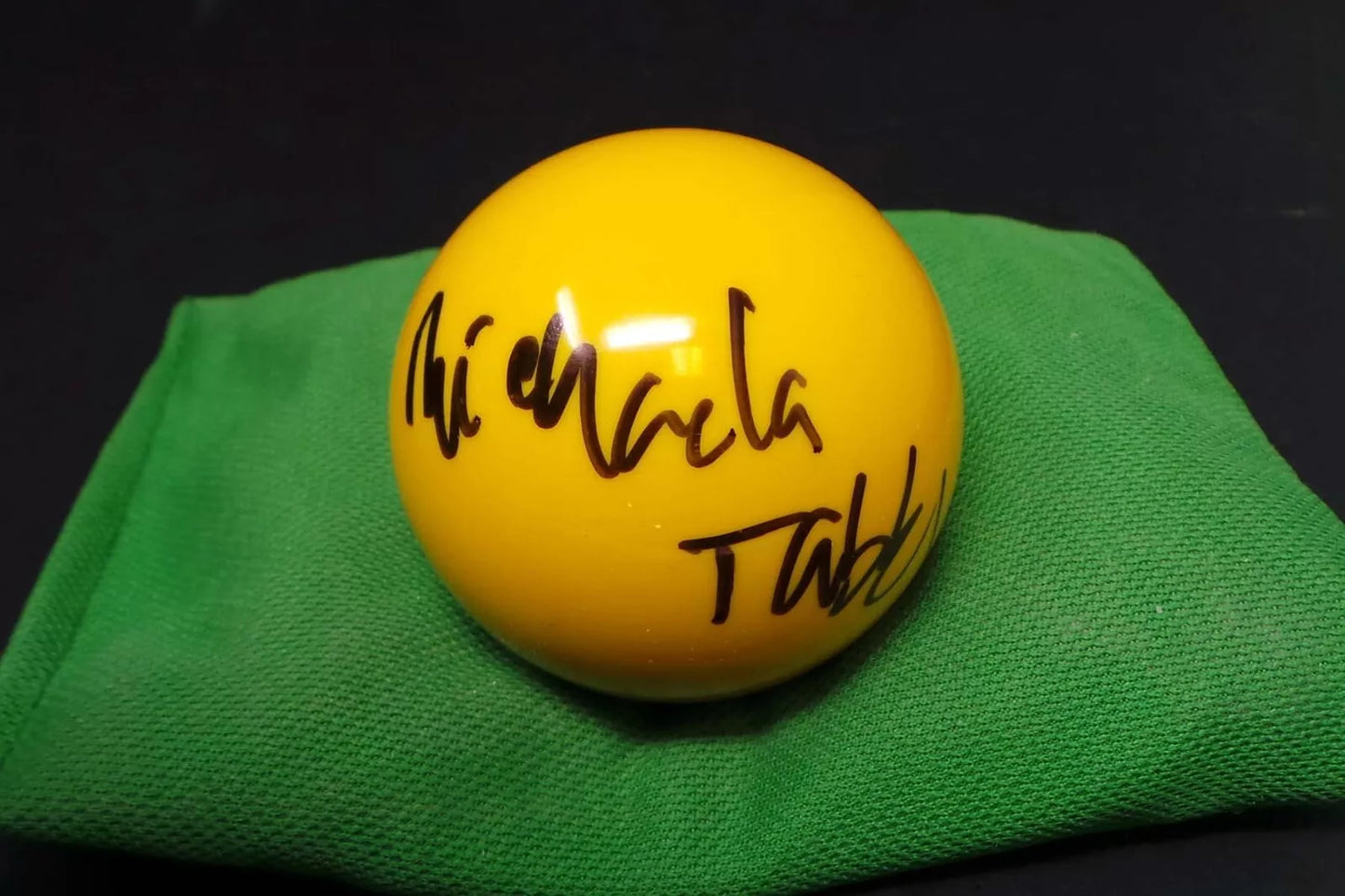 Michaela Tabb Snooker Referee Signed YELLOW Snooker Ball + Dealer COA